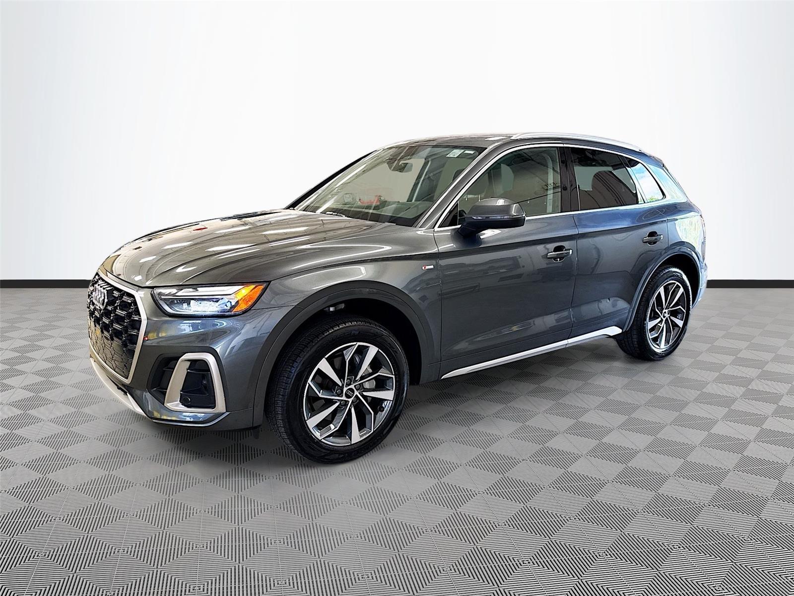 2023 Audi Q5 S line Premium Plus