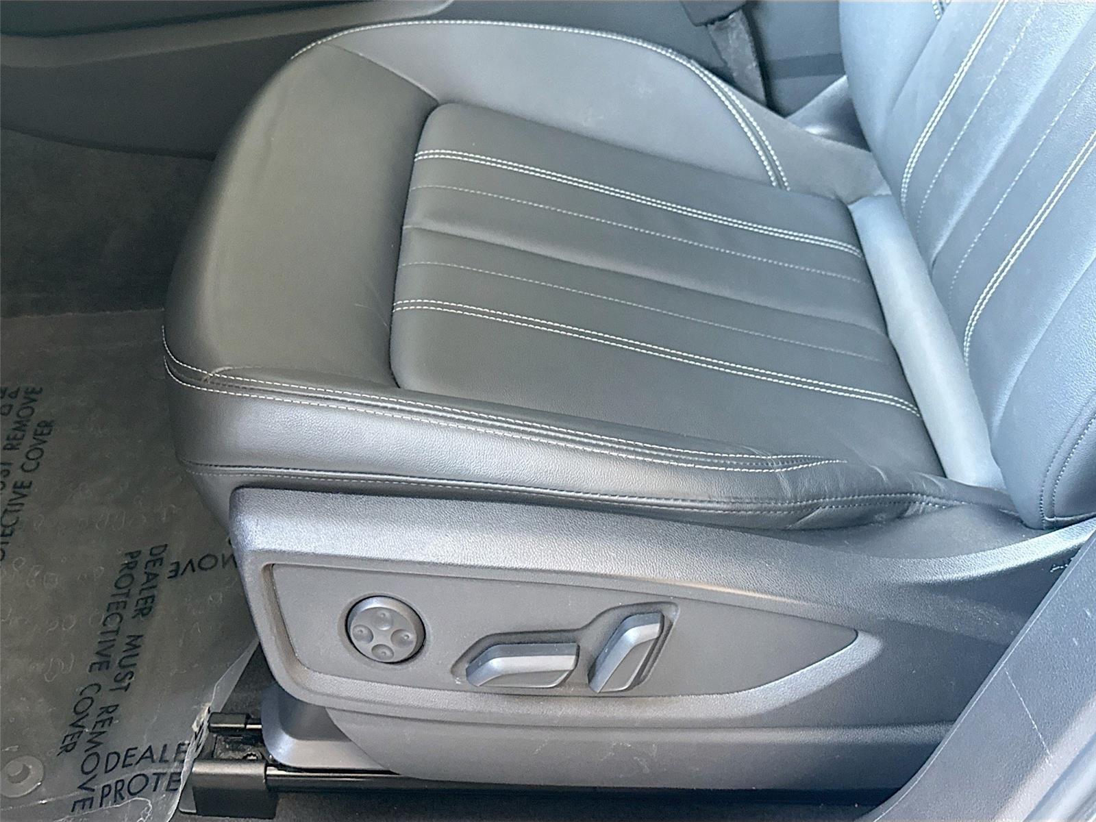 2023 Audi Q5 Premium