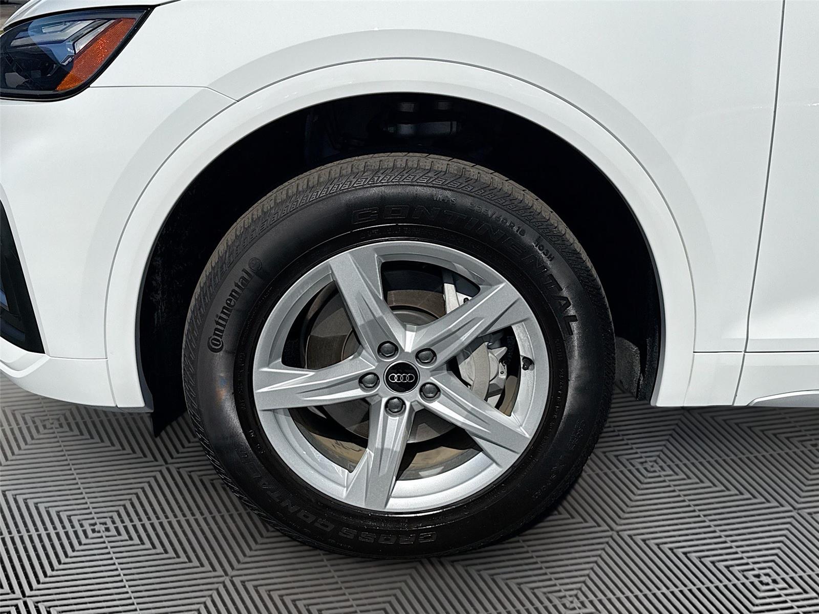 2023 Audi Q5 Premium