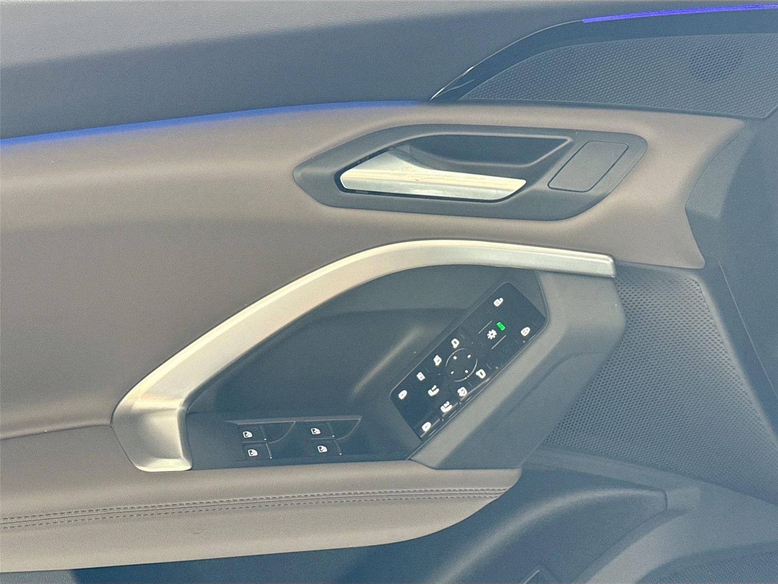 2025 Audi Q5 Premium