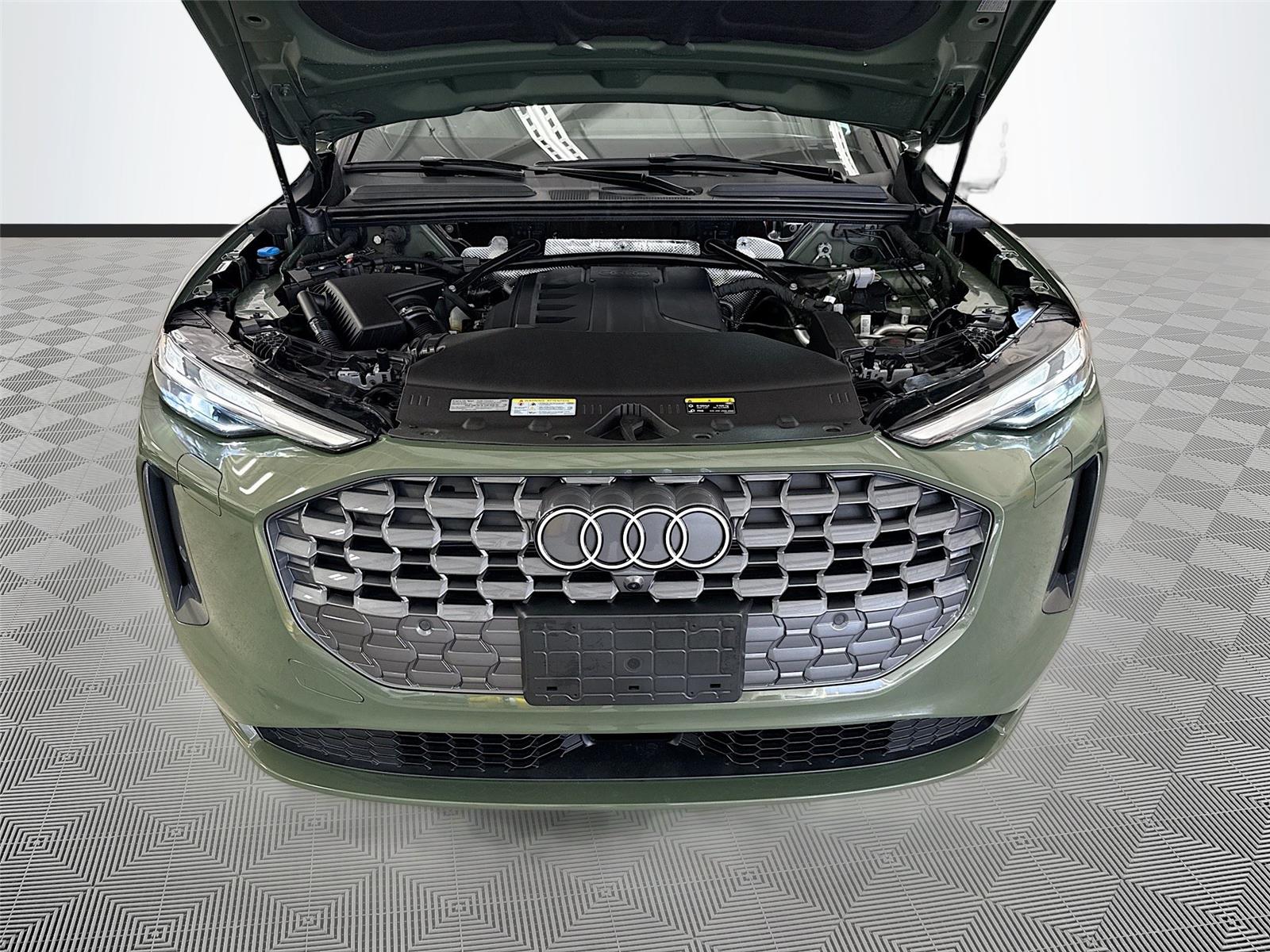 2025 Audi Q5 Premium
