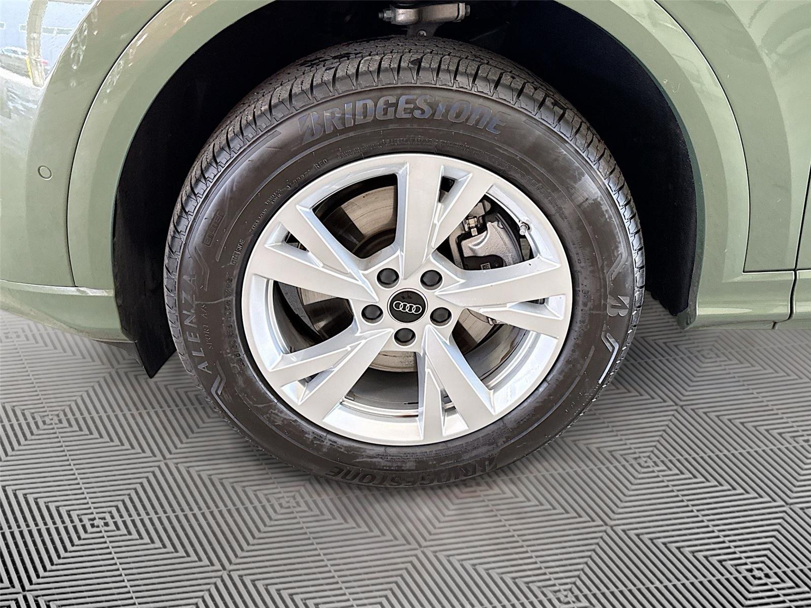 2025 Audi Q5 Premium