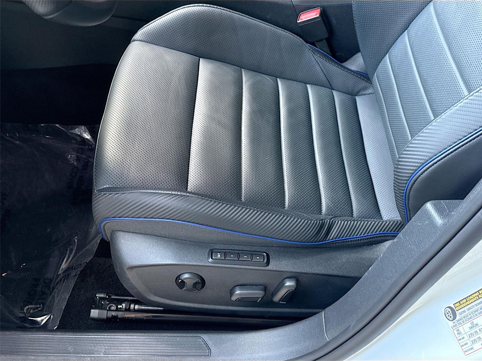 2024 Volkswagen Golf R