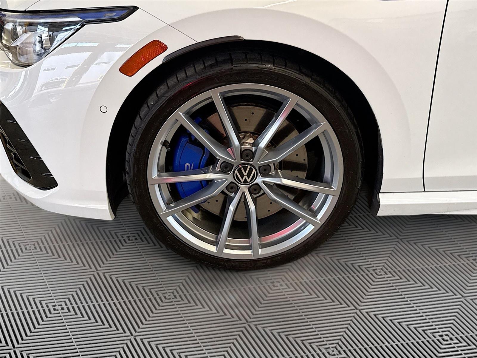 2024 Volkswagen Golf R