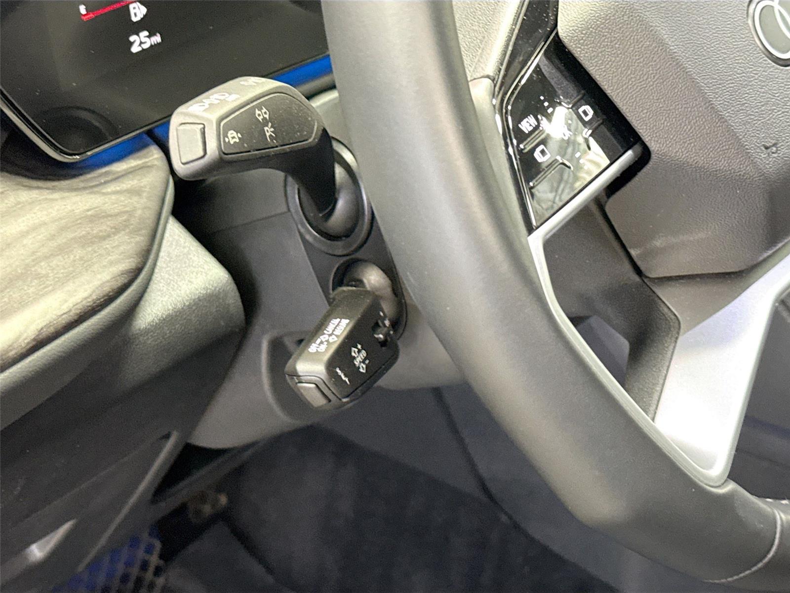 2025 Audi Q5 Premium