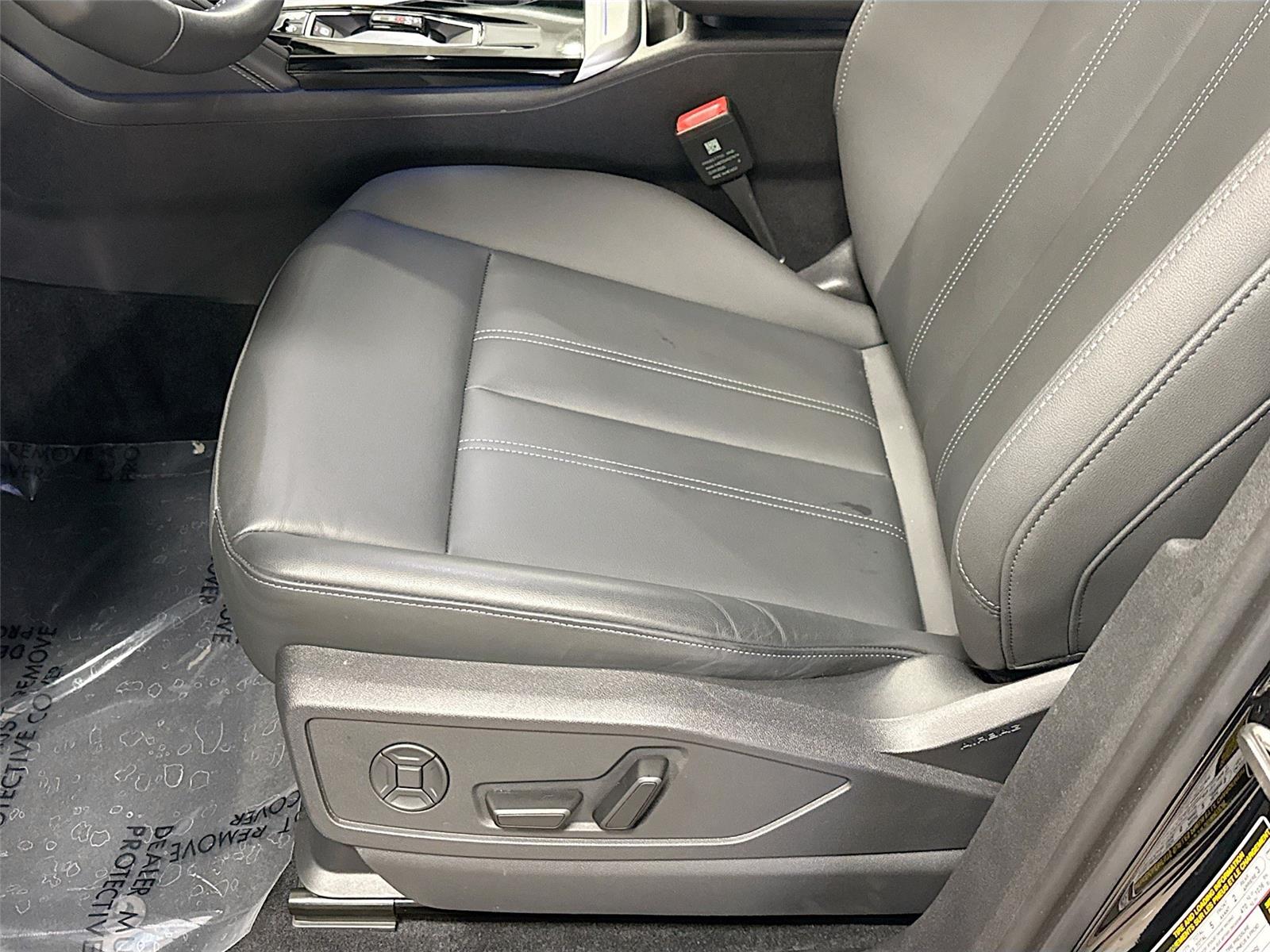 2025 Audi Q5 Premium