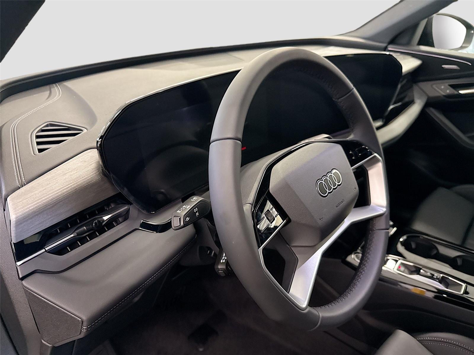 2027 Audi Q6 e-tron Sportback Premium Plus