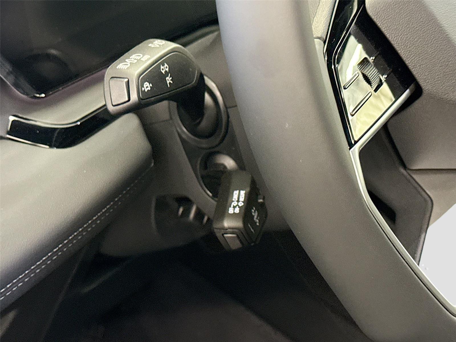 2027 Audi Q6 e-tron Sportback Premium Plus