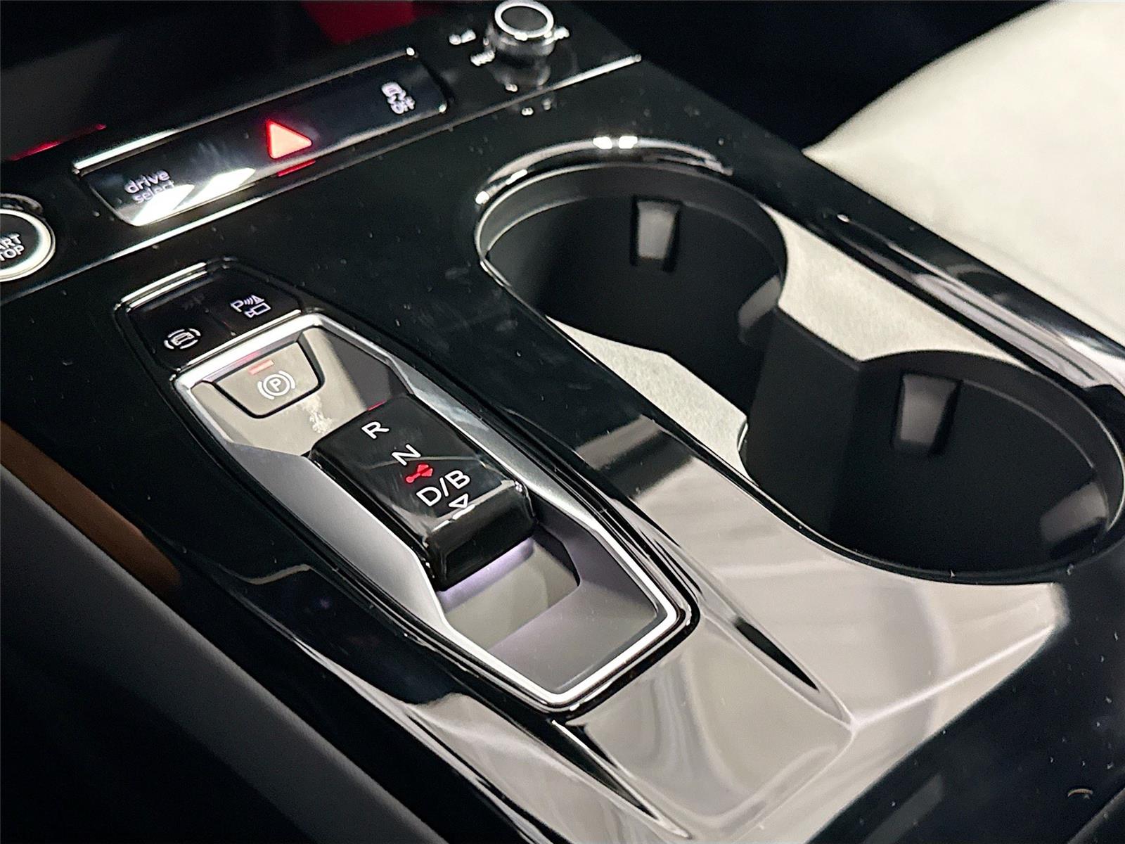 2027 Audi Q6 e-tron Sportback Premium Plus