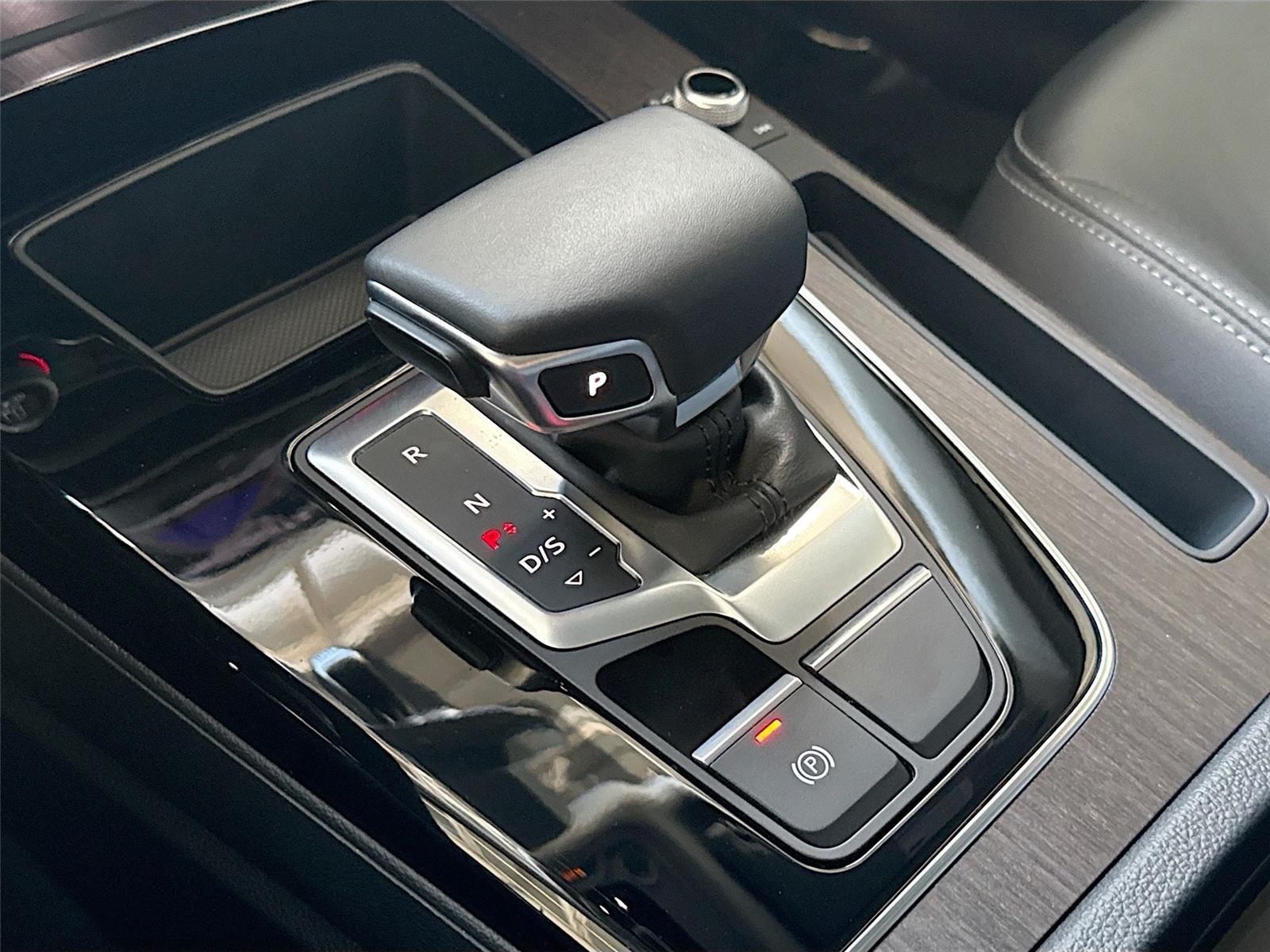 2023 Audi Q5 Premium