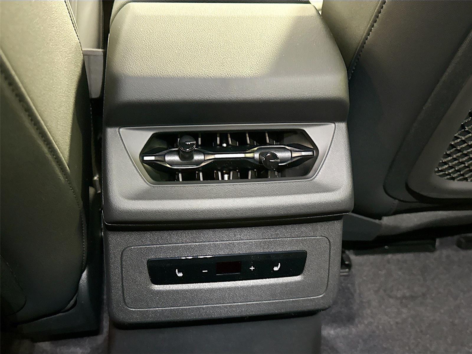 2027 Audi Q6 e-tron Sportback Premium Plus