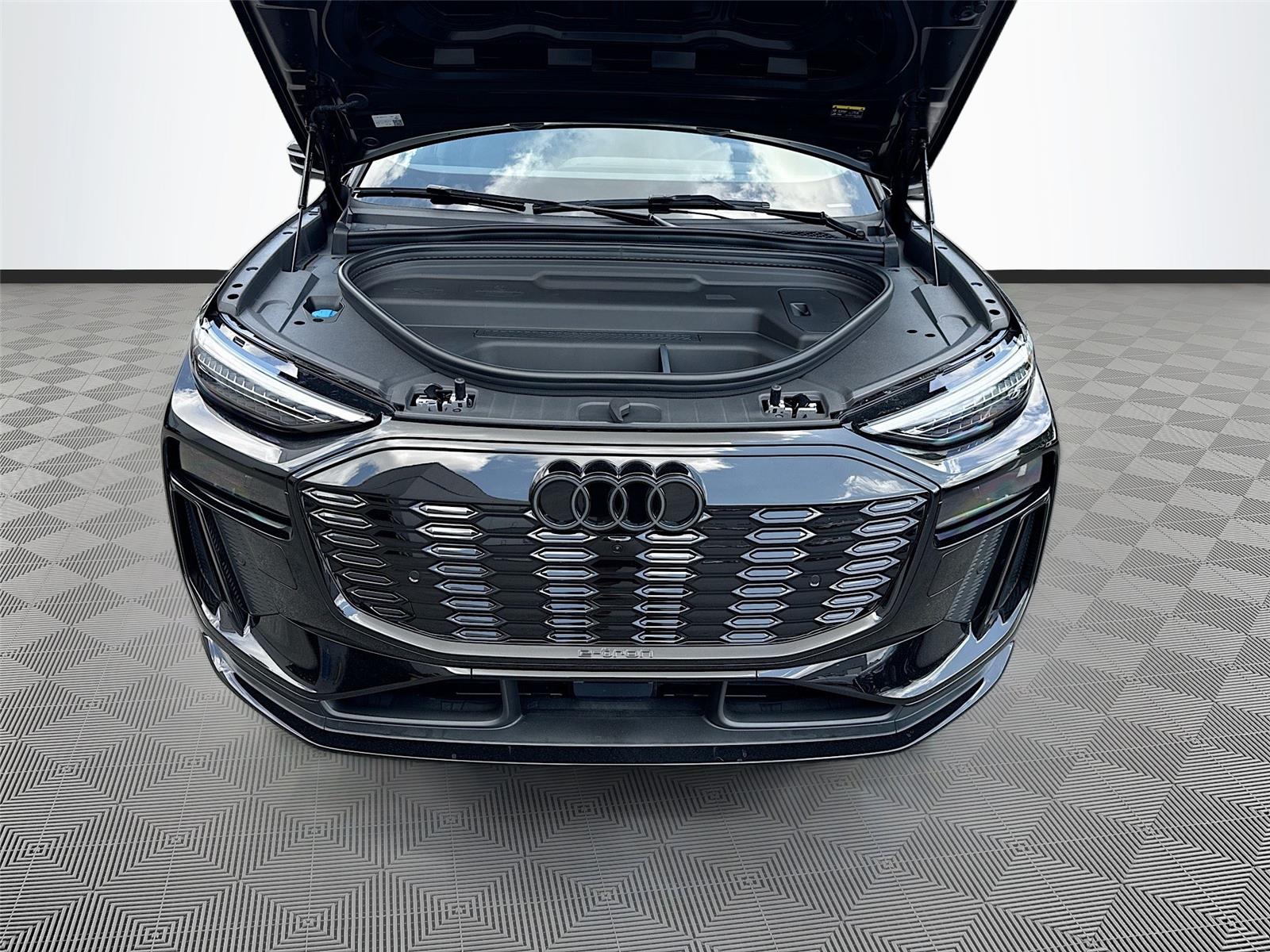 2027 Audi Q6 e-tron Sportback Premium Plus