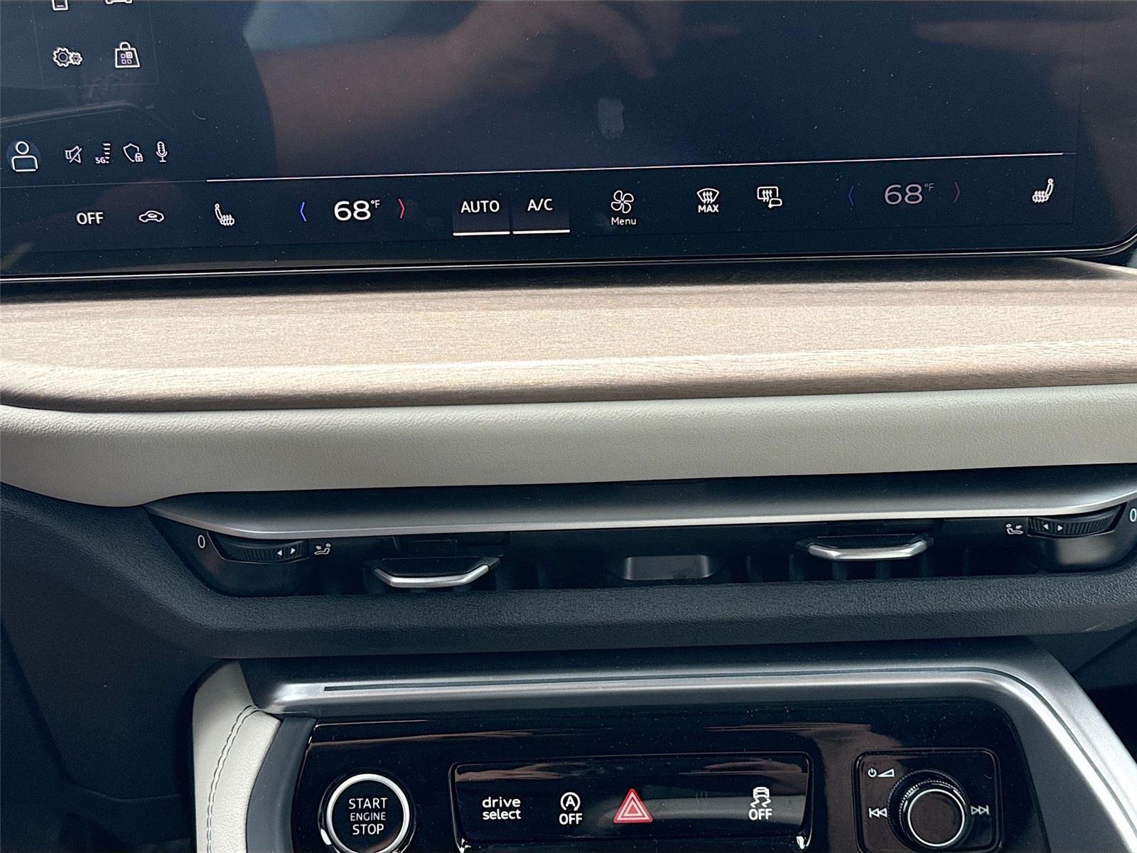 2025 Audi Q5 Premium