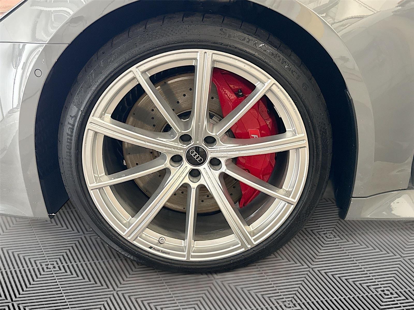 2026 Audi RS 6 Avant performance