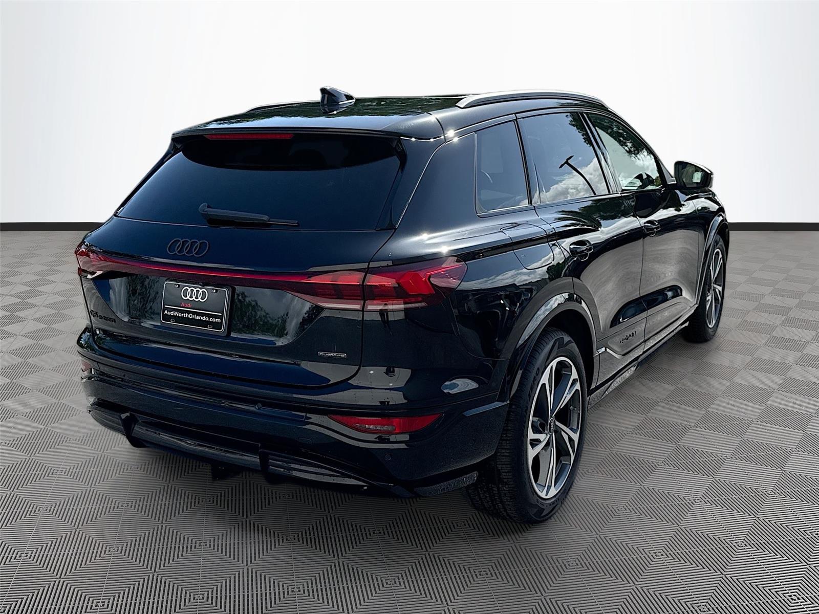 2027 Audi Q6 e-tron Prestige