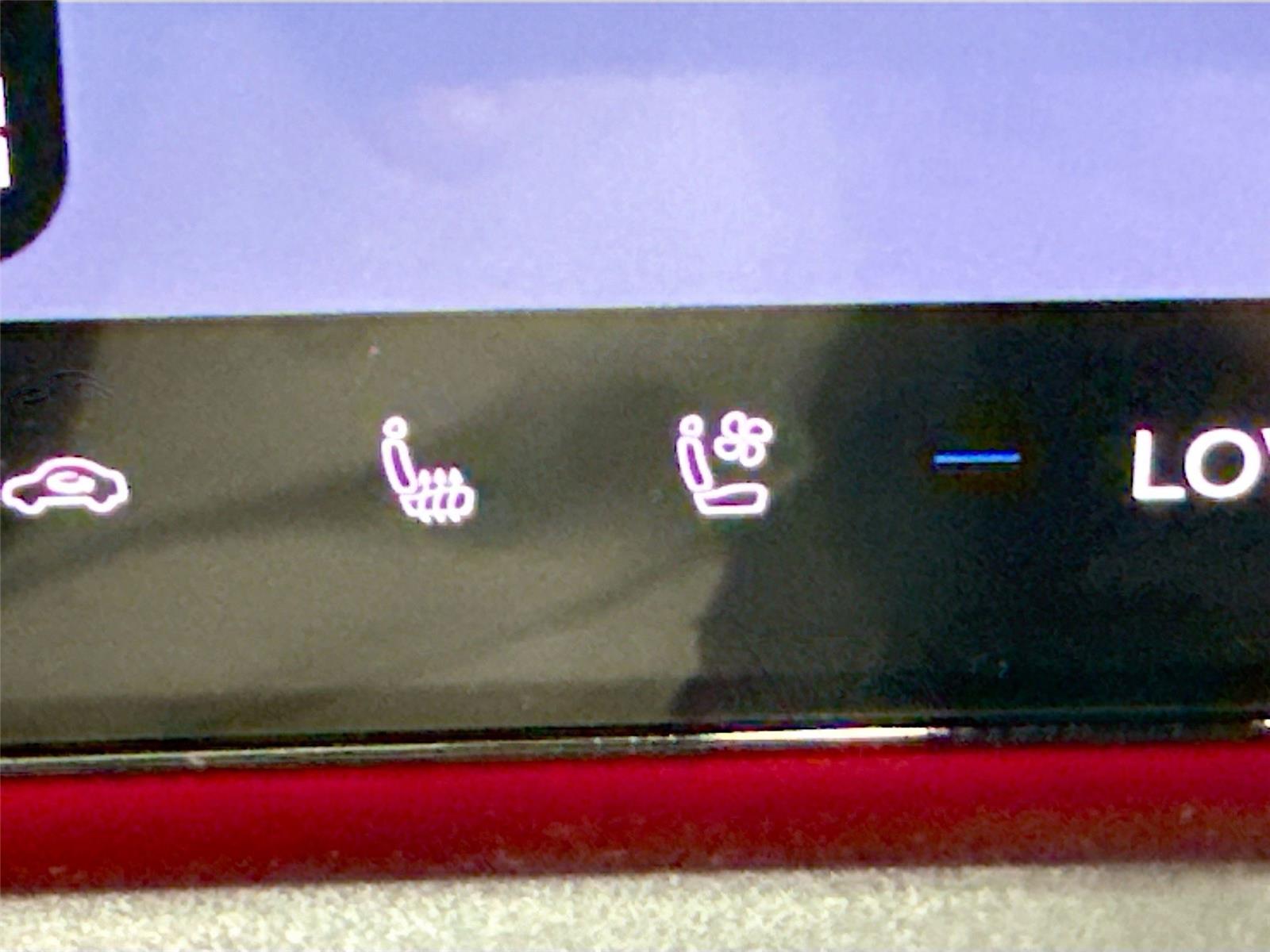 2027 Audi Q6 e-tron Prestige