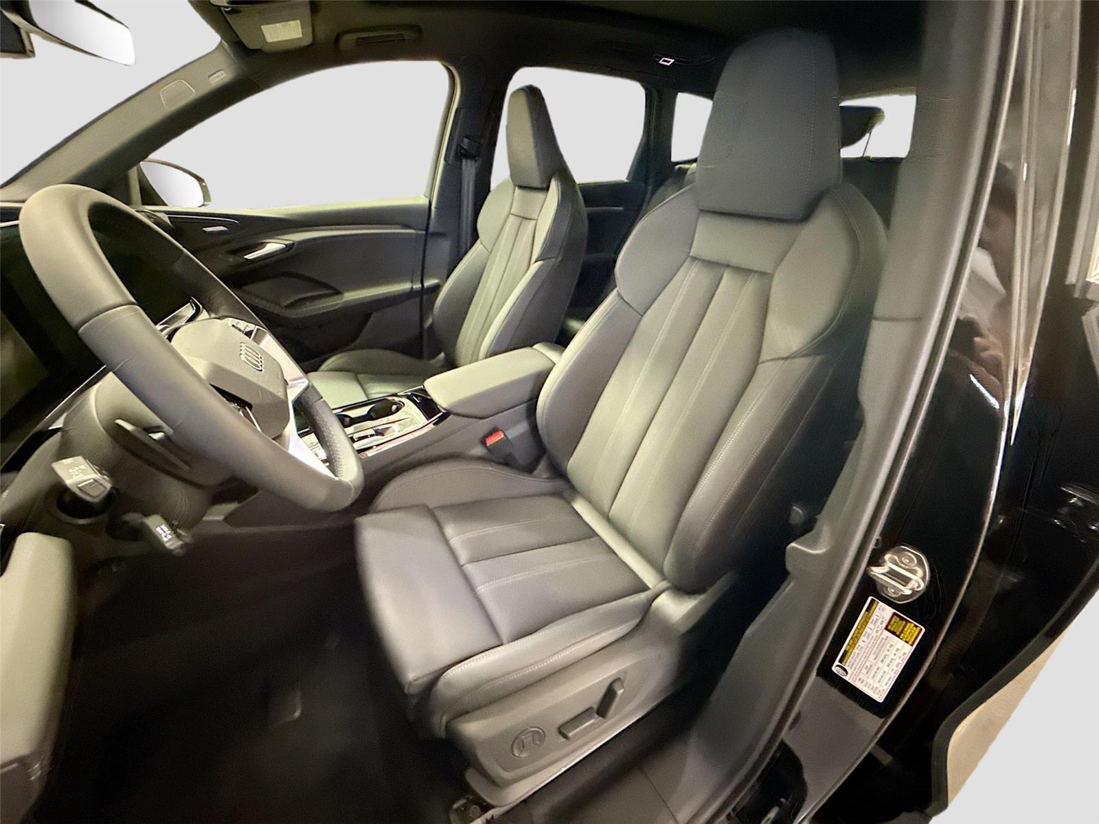 2027 Audi Q6 e-tron Prestige