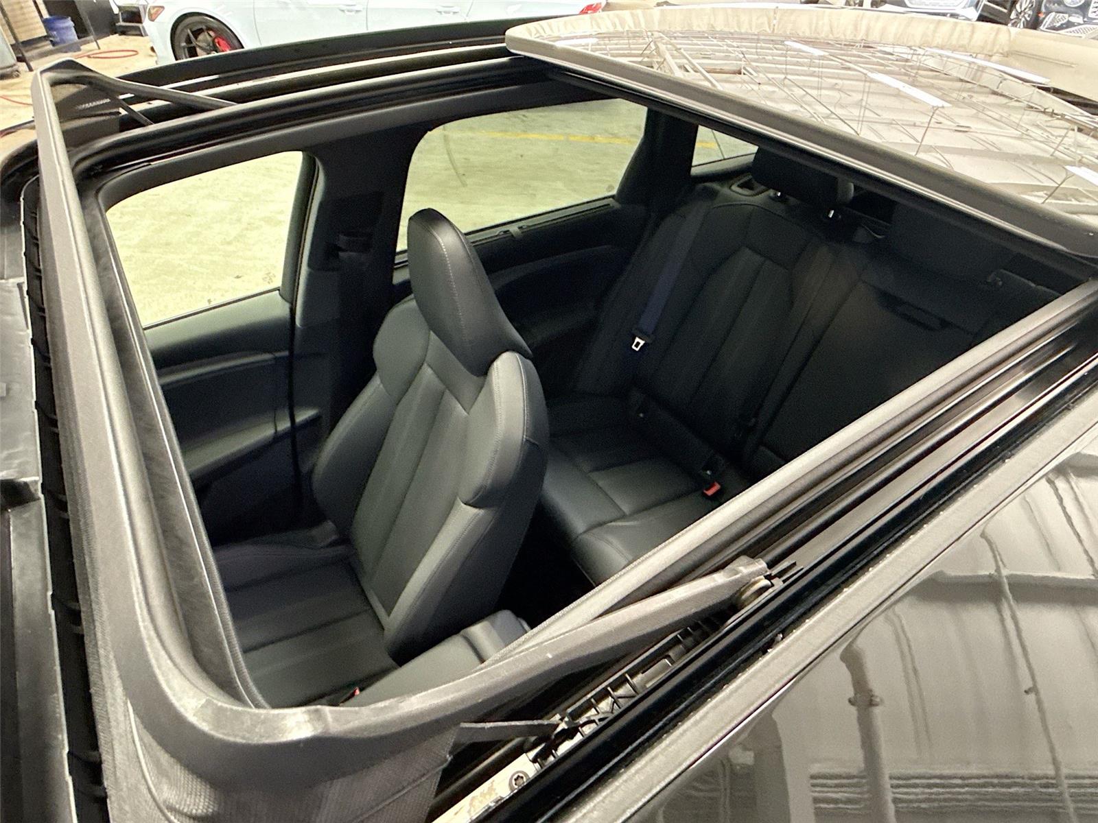 2027 Audi Q6 e-tron Prestige