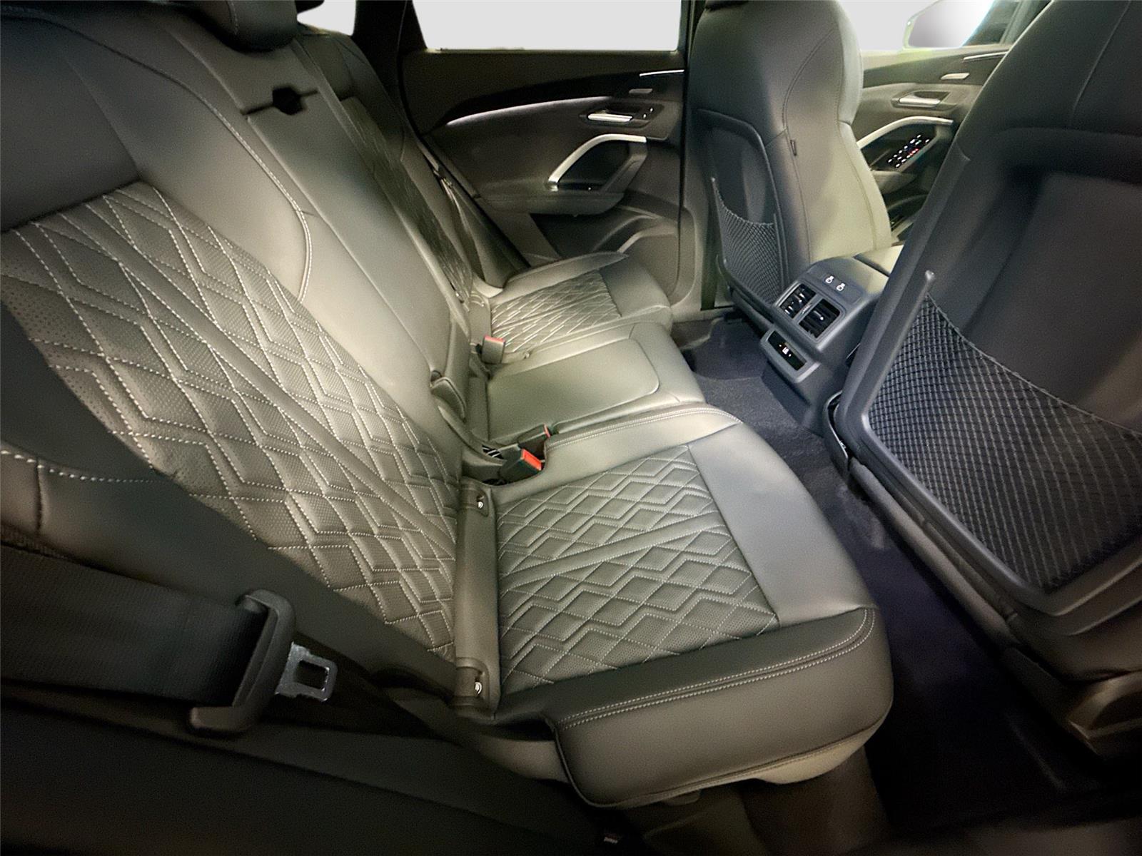 2026 Audi SQ5 Premium Plus