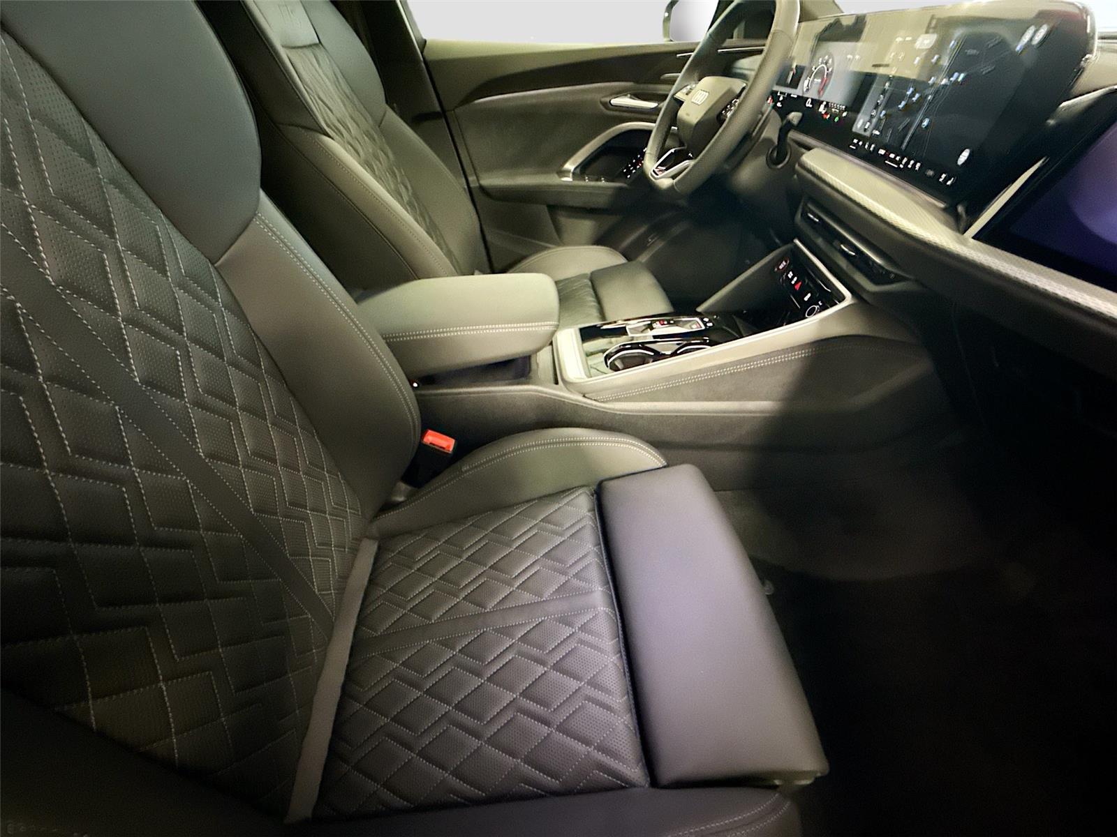 2026 Audi SQ5 Premium Plus