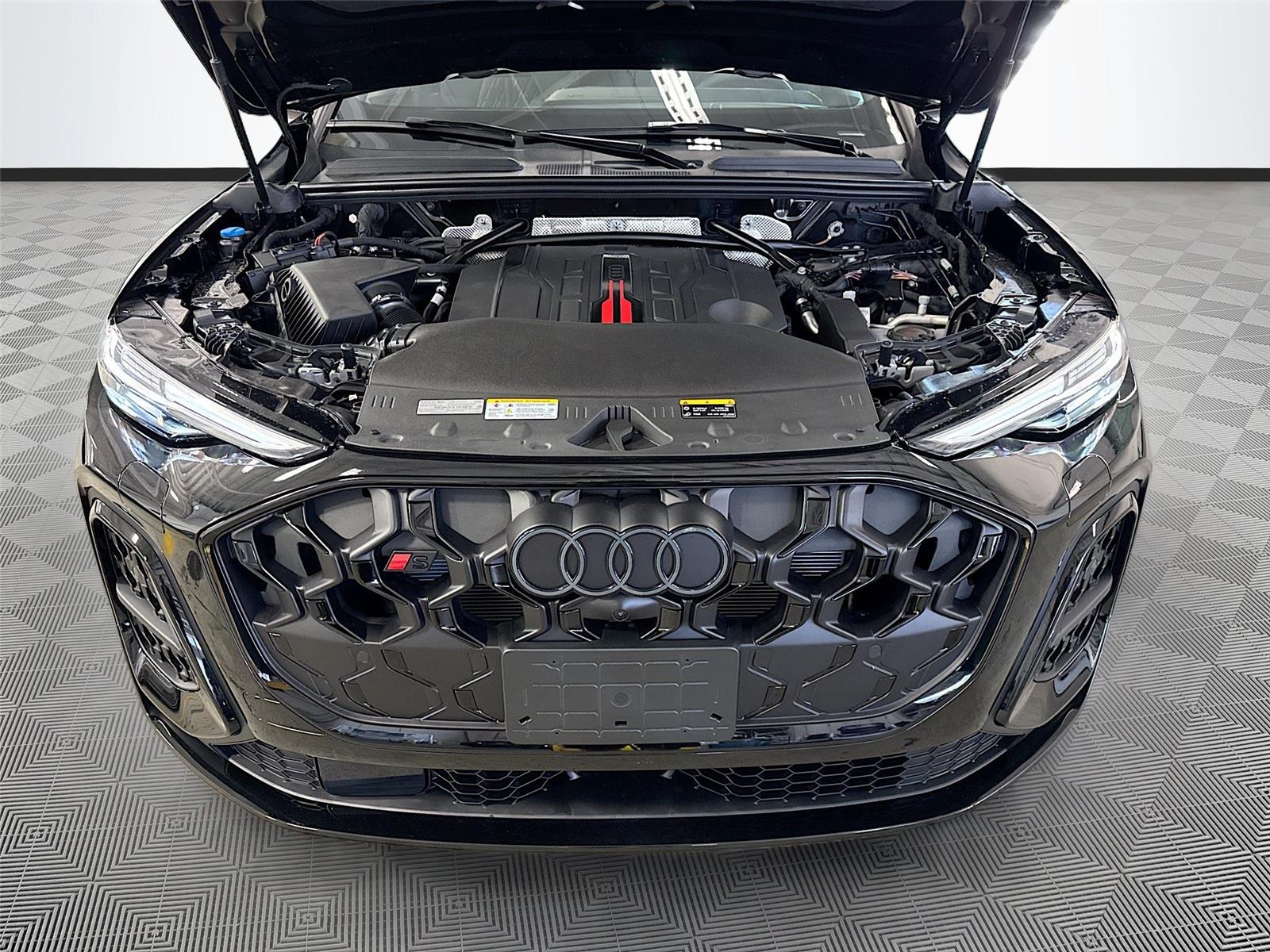 2026 Audi SQ5 Premium Plus