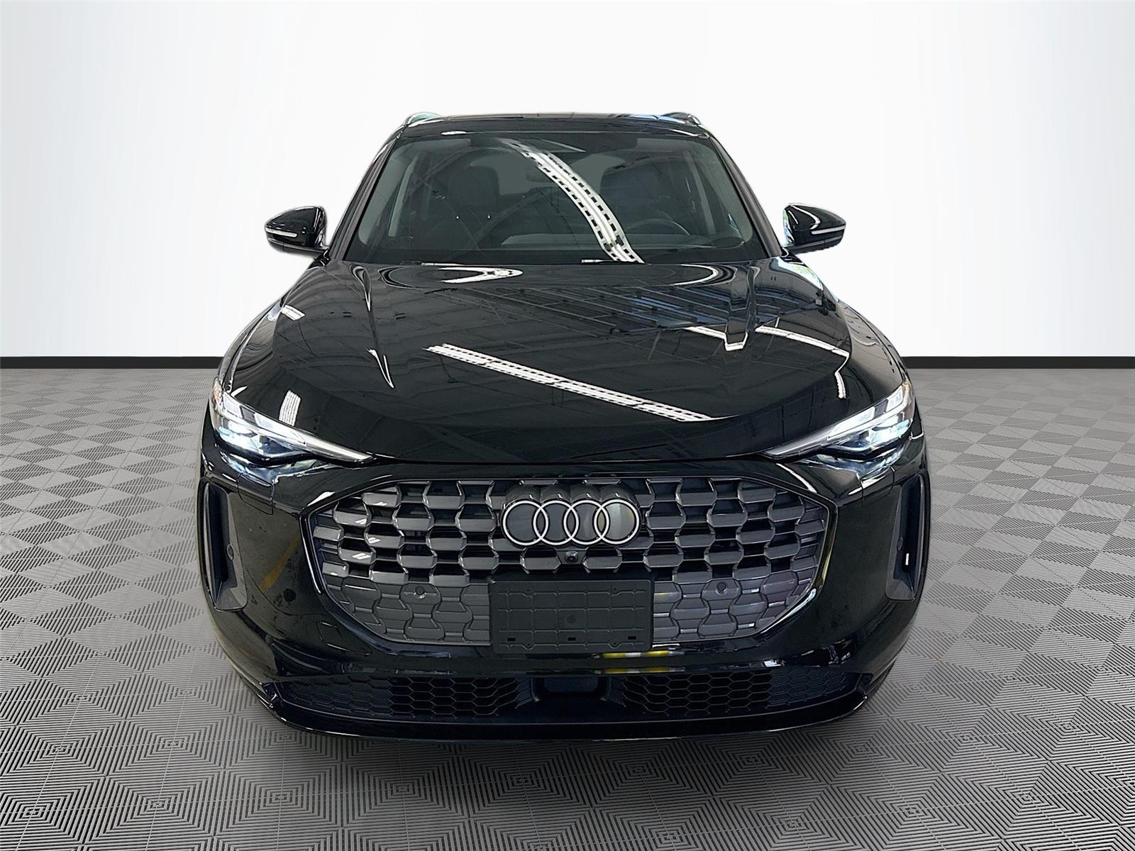 2025 Audi Q5 Premium