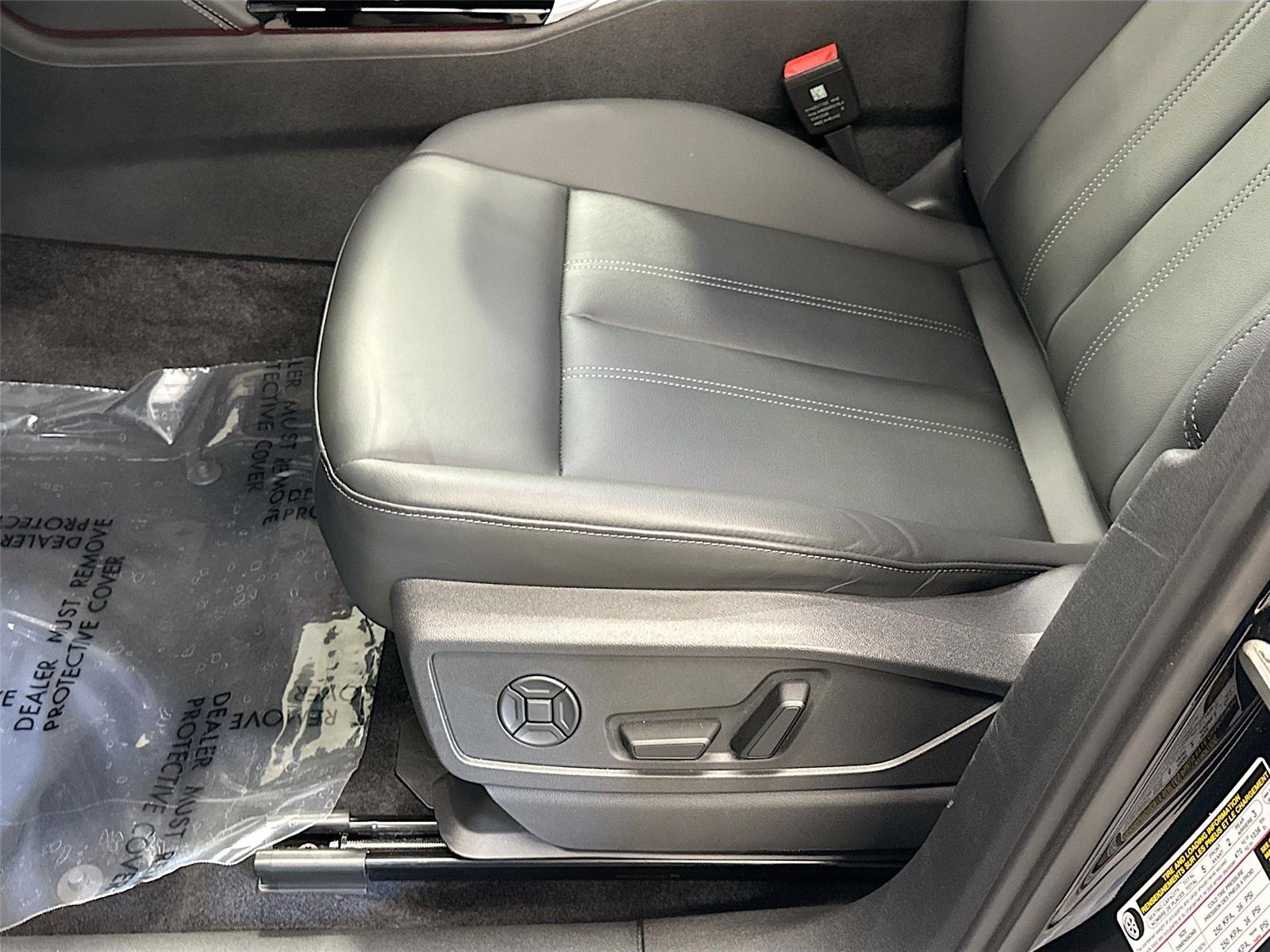 2025 Audi Q5 Premium