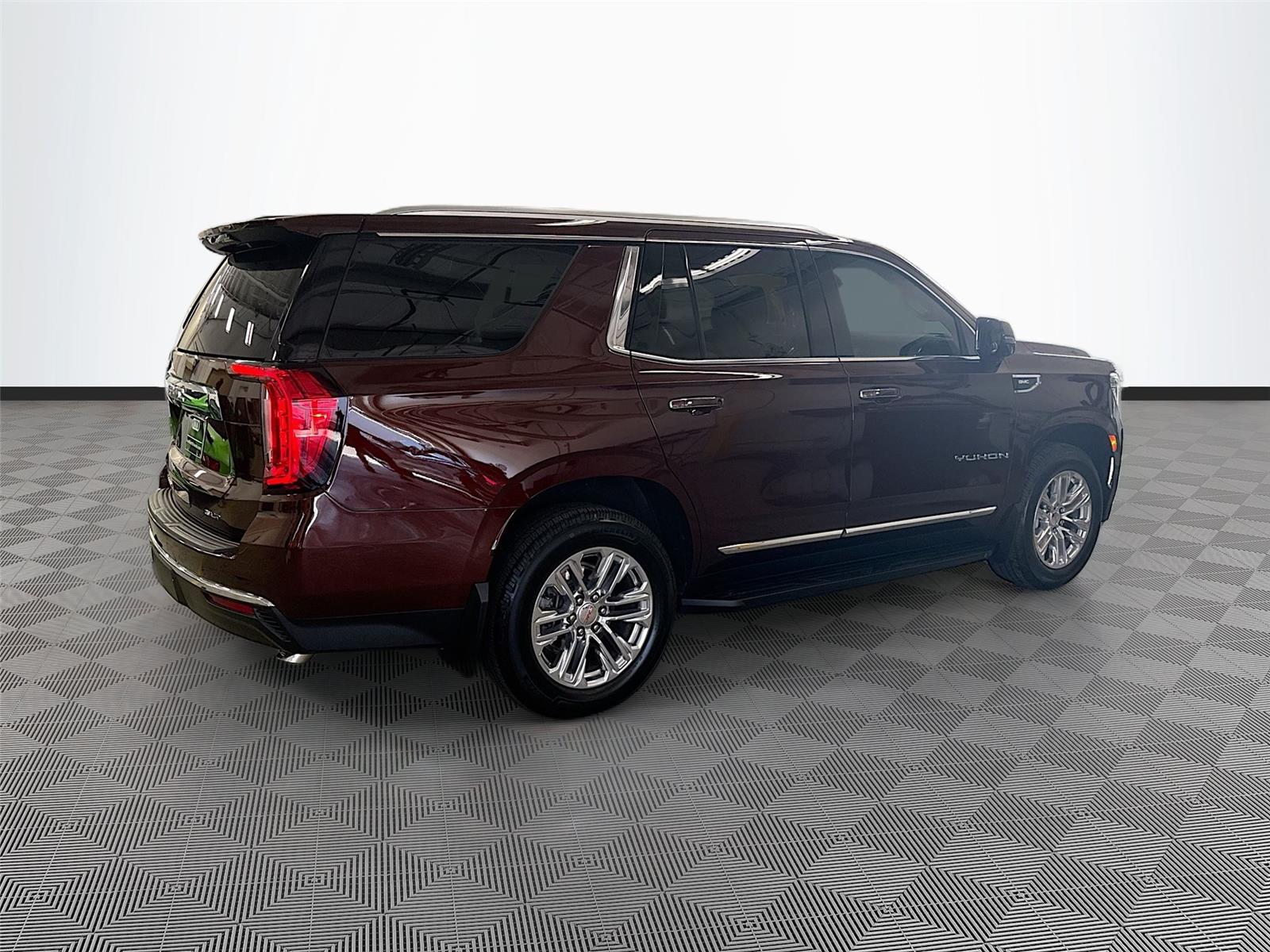 2022 GMC Yukon SLT