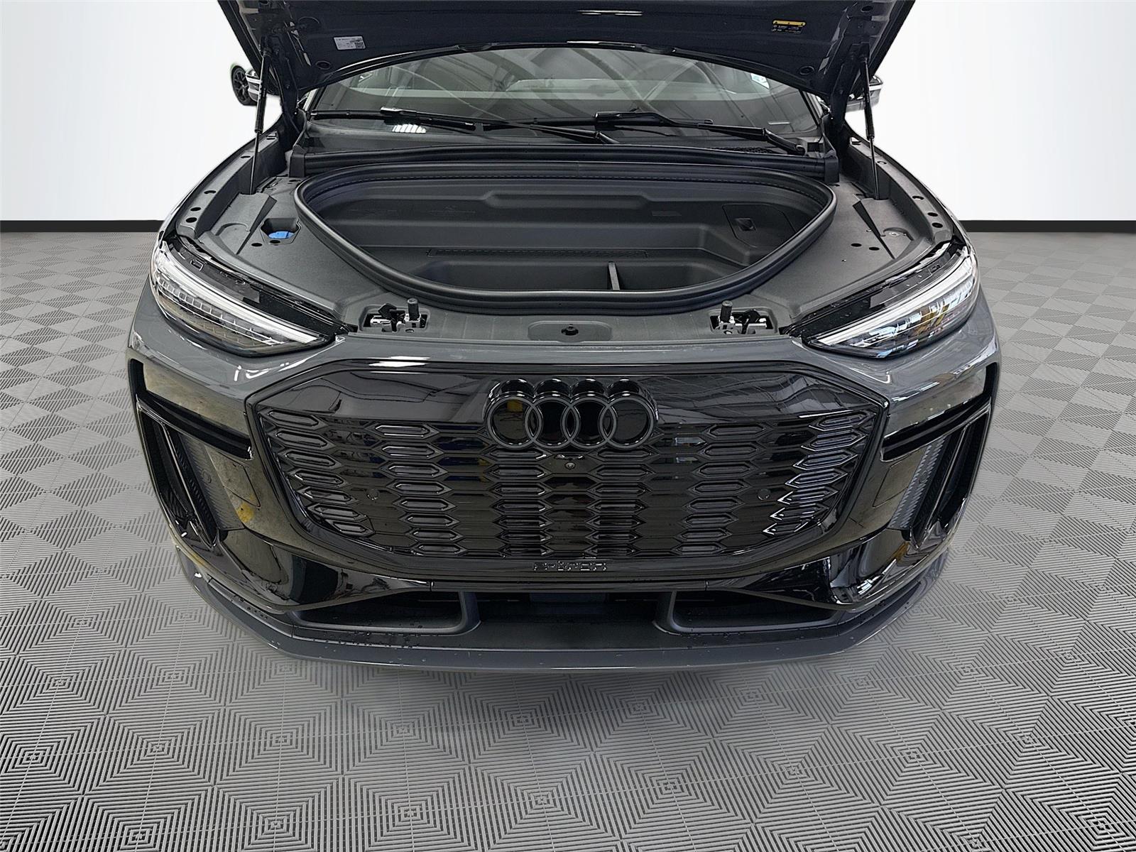 2027 Audi Q6 e-tron Prestige