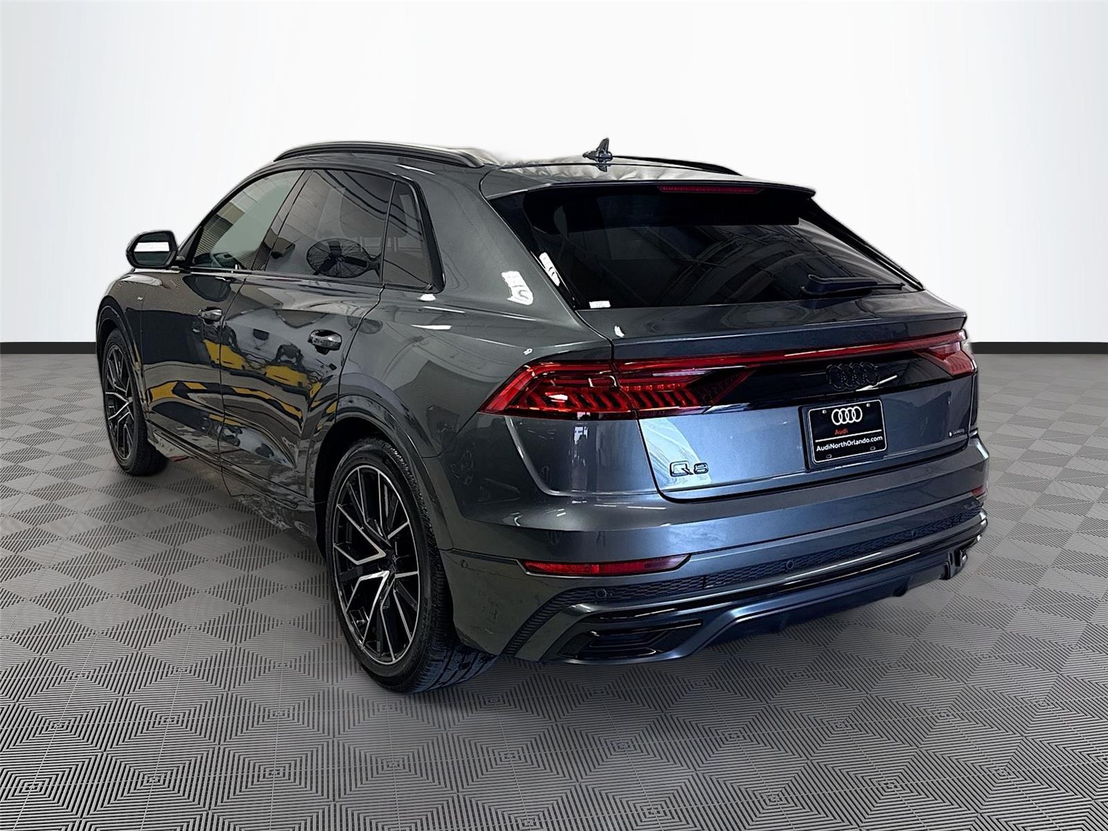 2023 Audi Q8 Prestige
