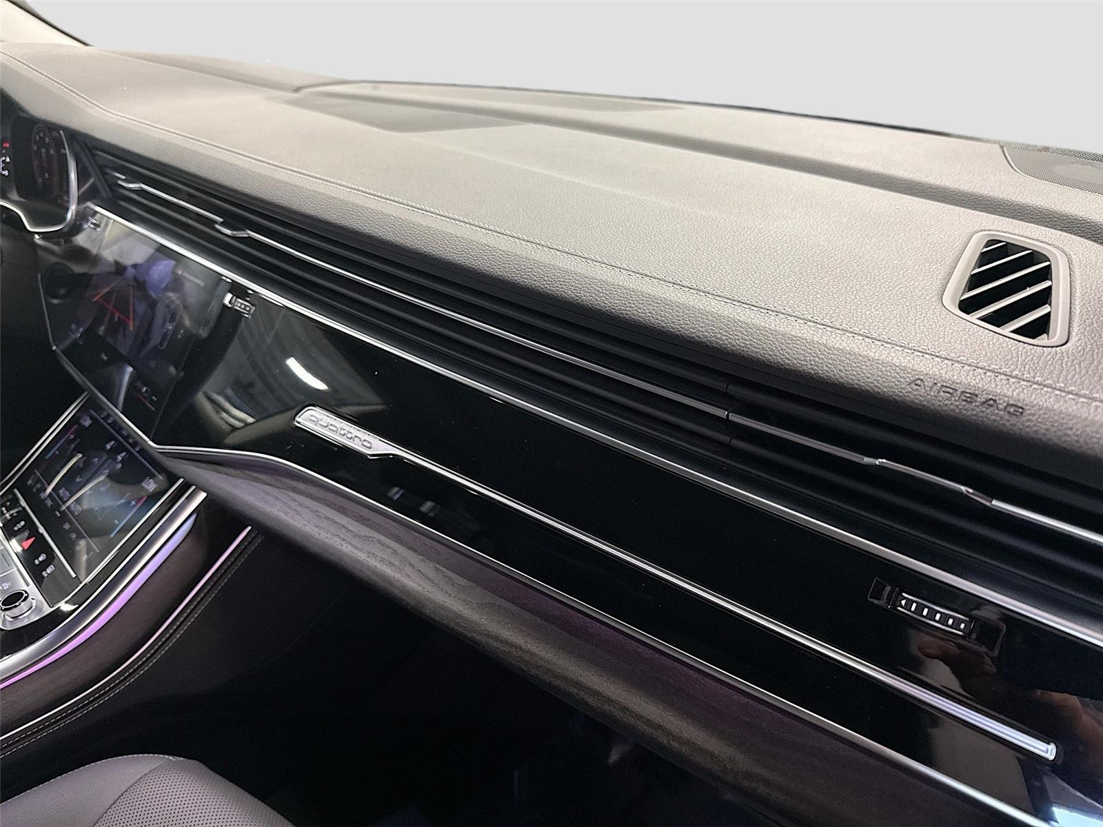 2023 Audi Q8 Prestige