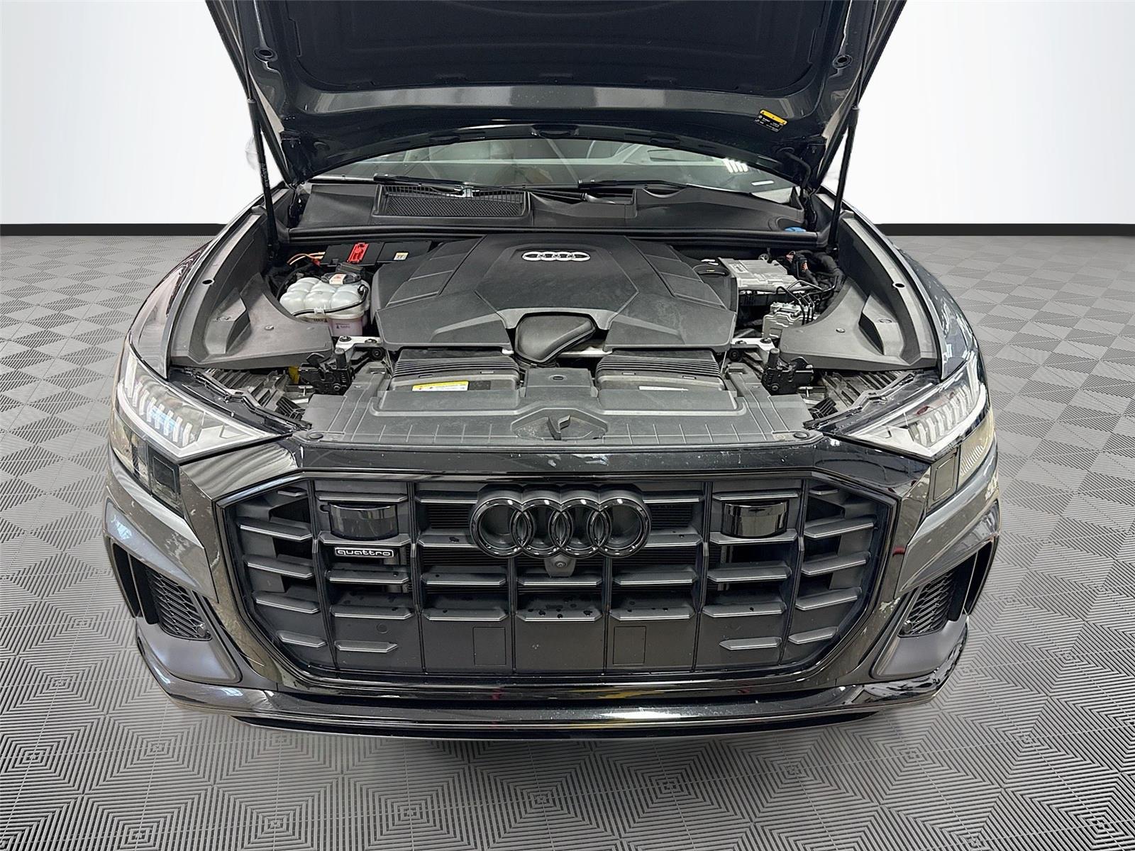 2023 Audi Q8 Prestige