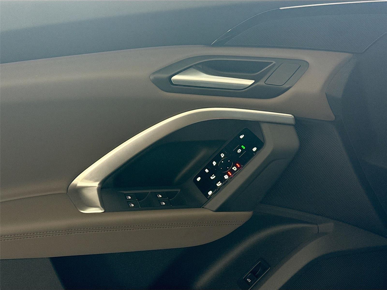 2025 Audi Q5 Premium