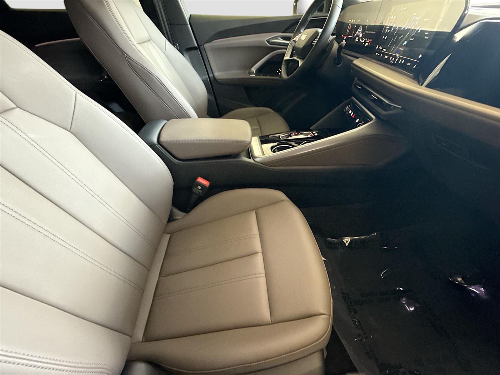 2025 Audi Q5 Premium