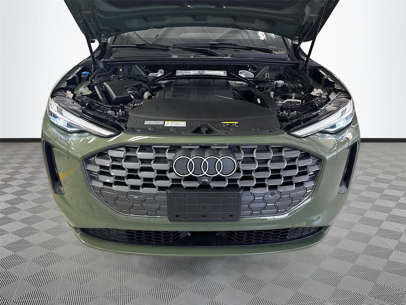 2025 Audi Q5 Premium
