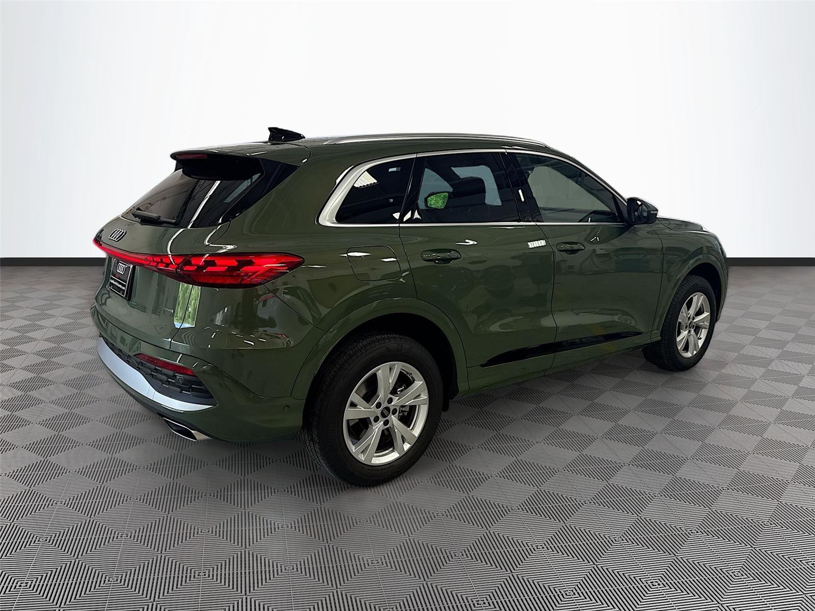 2025 Audi Q5 Premium