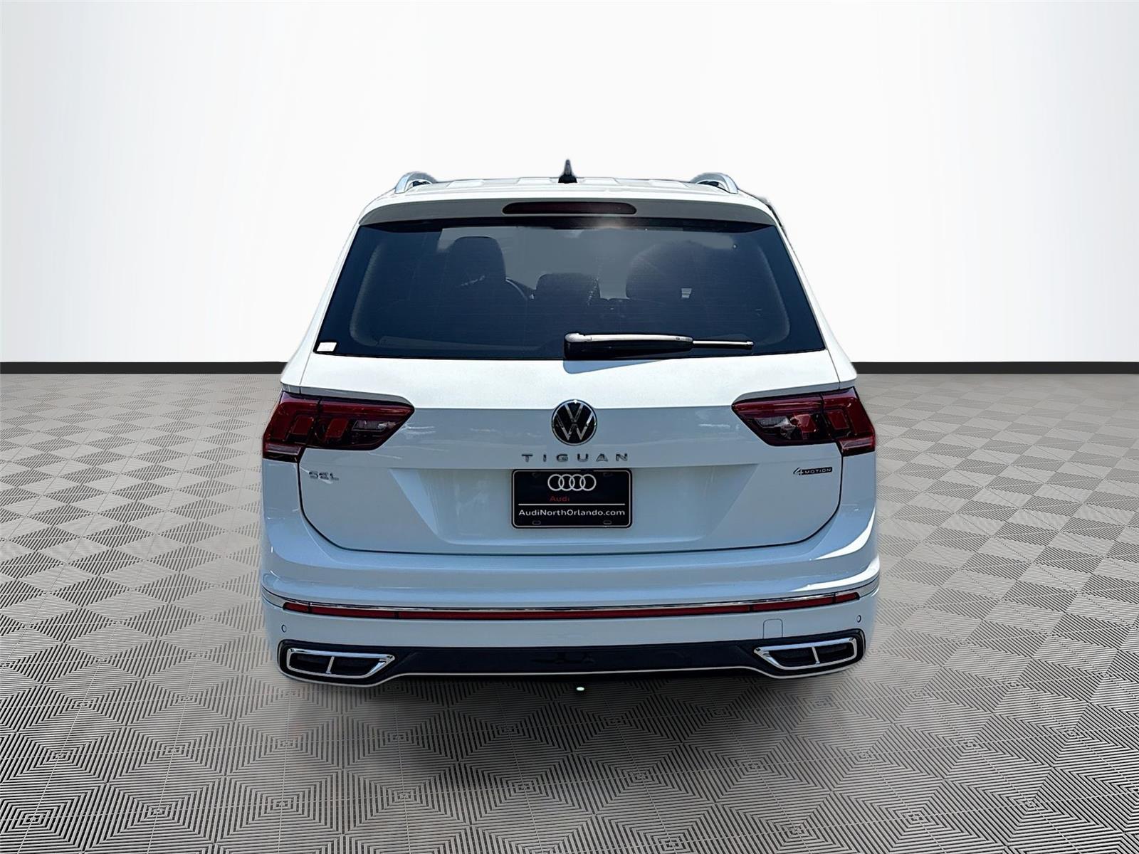 2024 Volkswagen Tiguan SEL R-Line