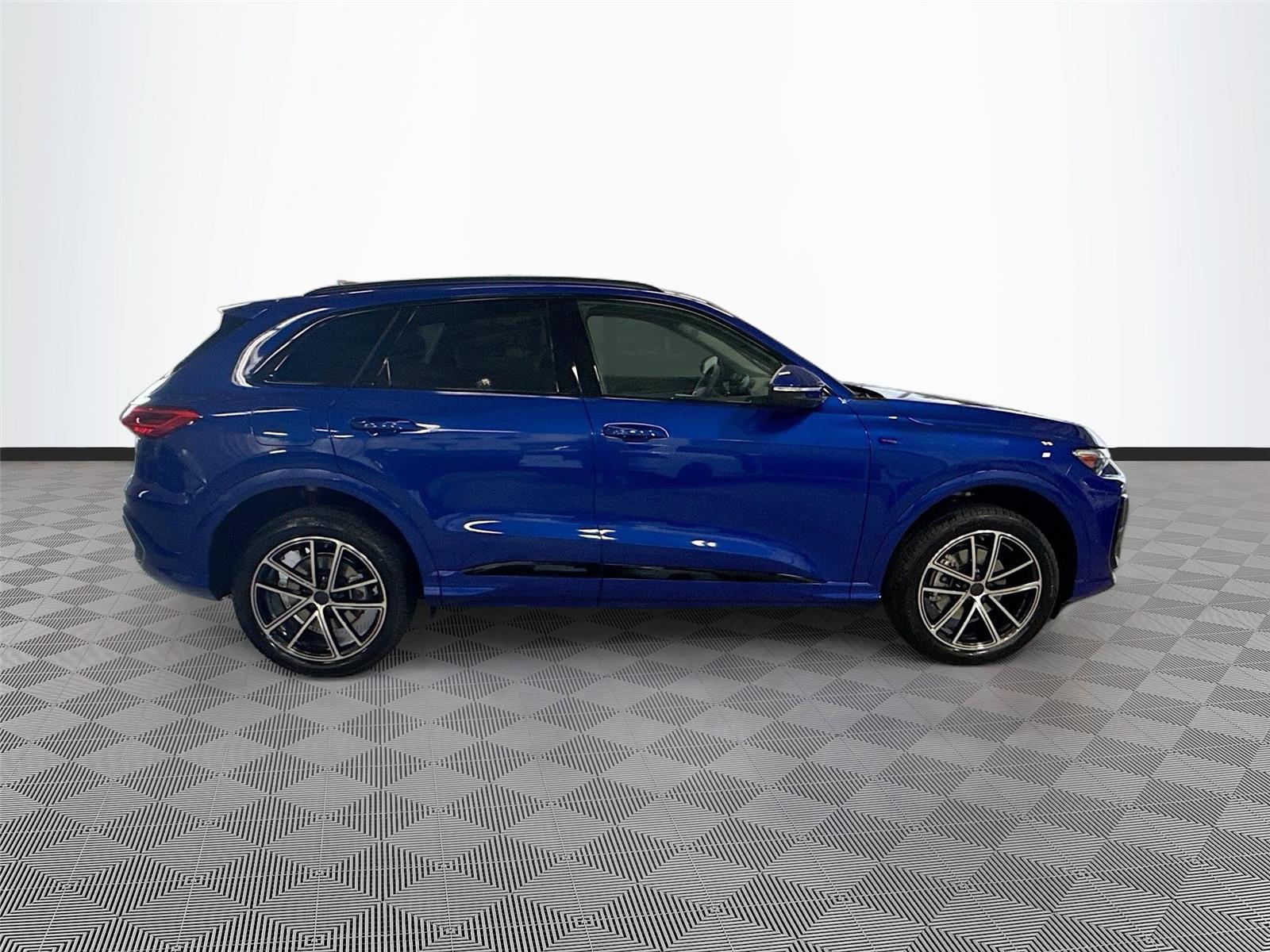 2026 Audi Q5 Premium Plus