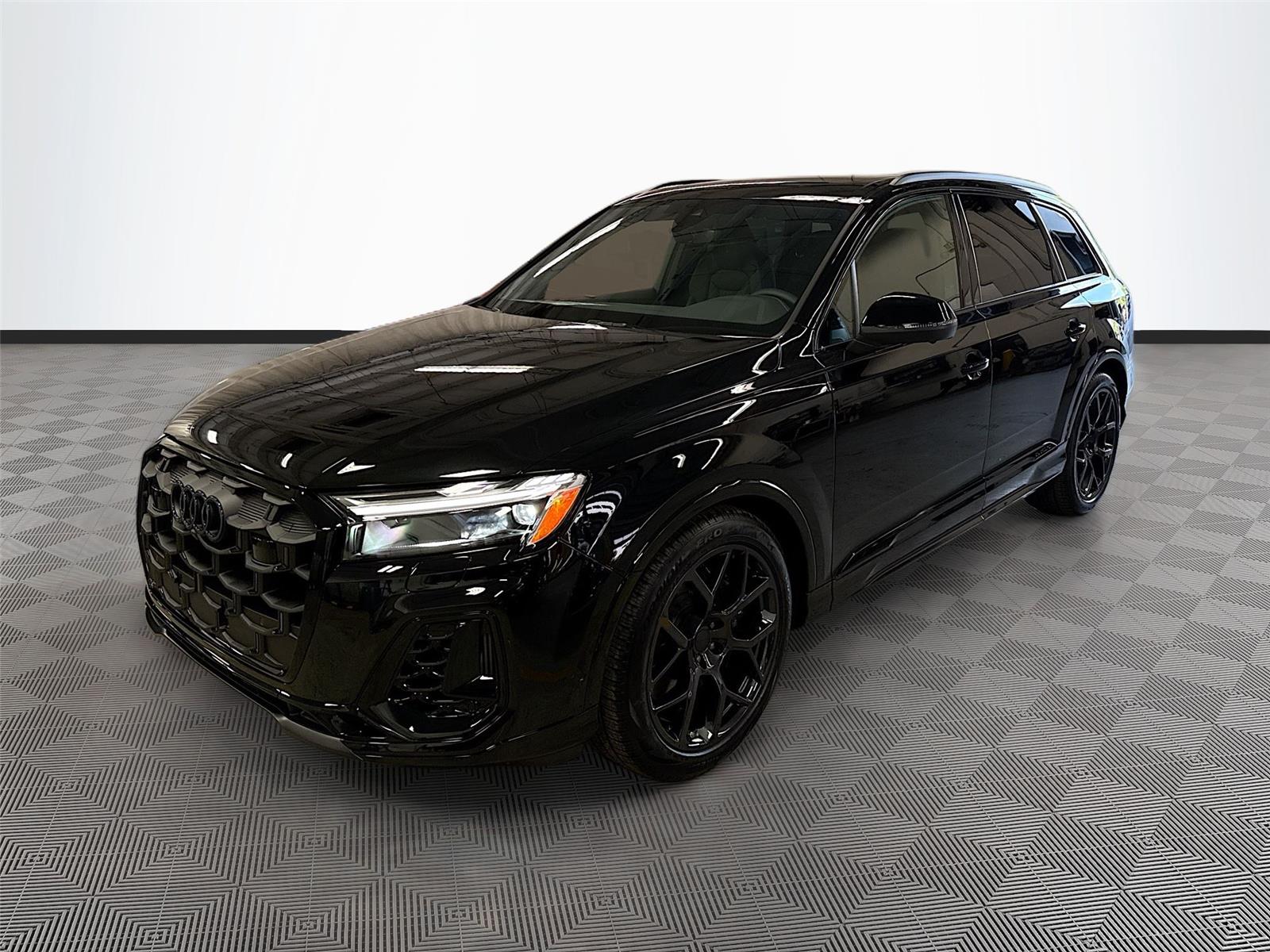 2026 Audi SQ7 Premium Plus