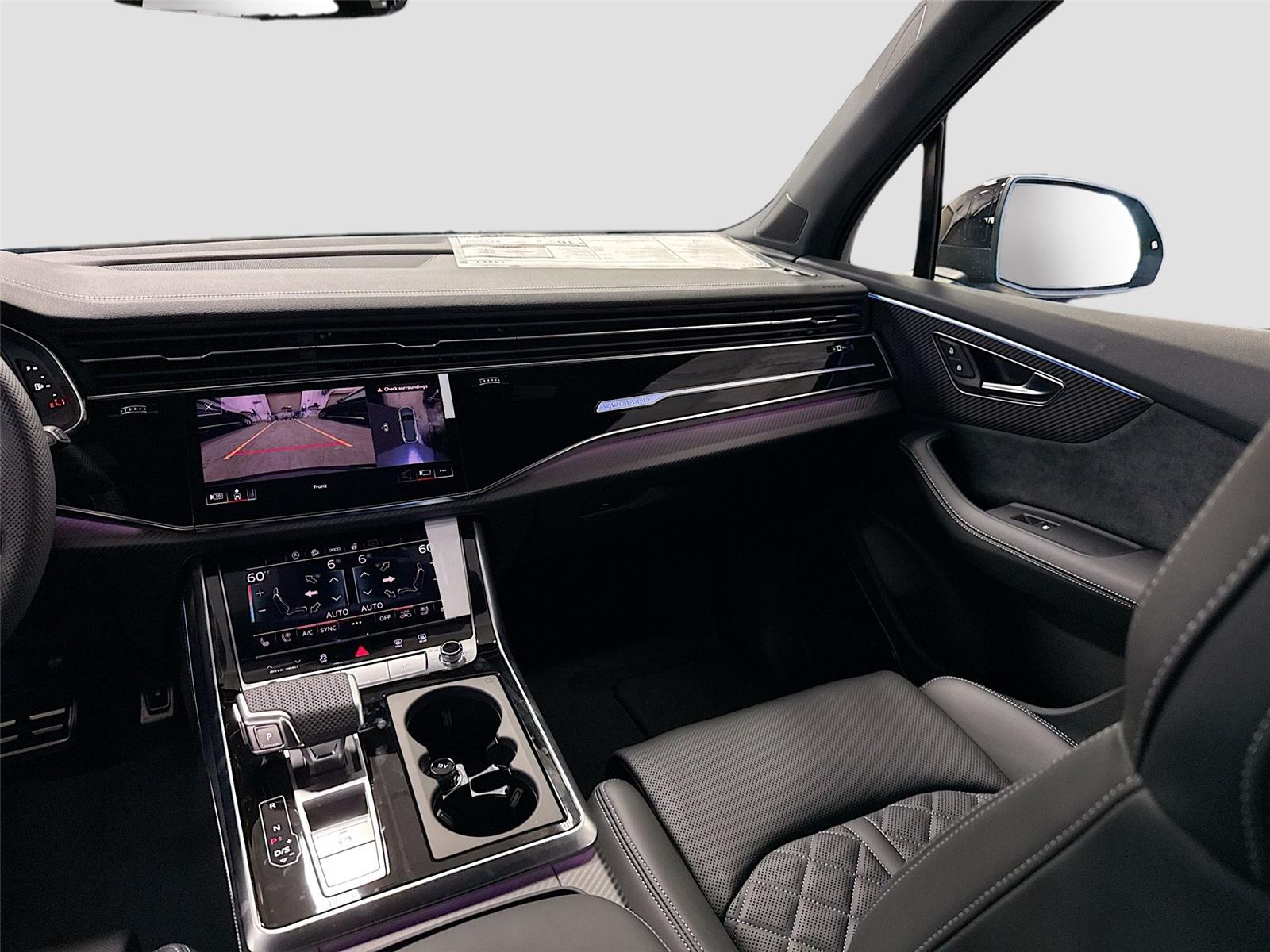 2026 Audi SQ7 Premium Plus