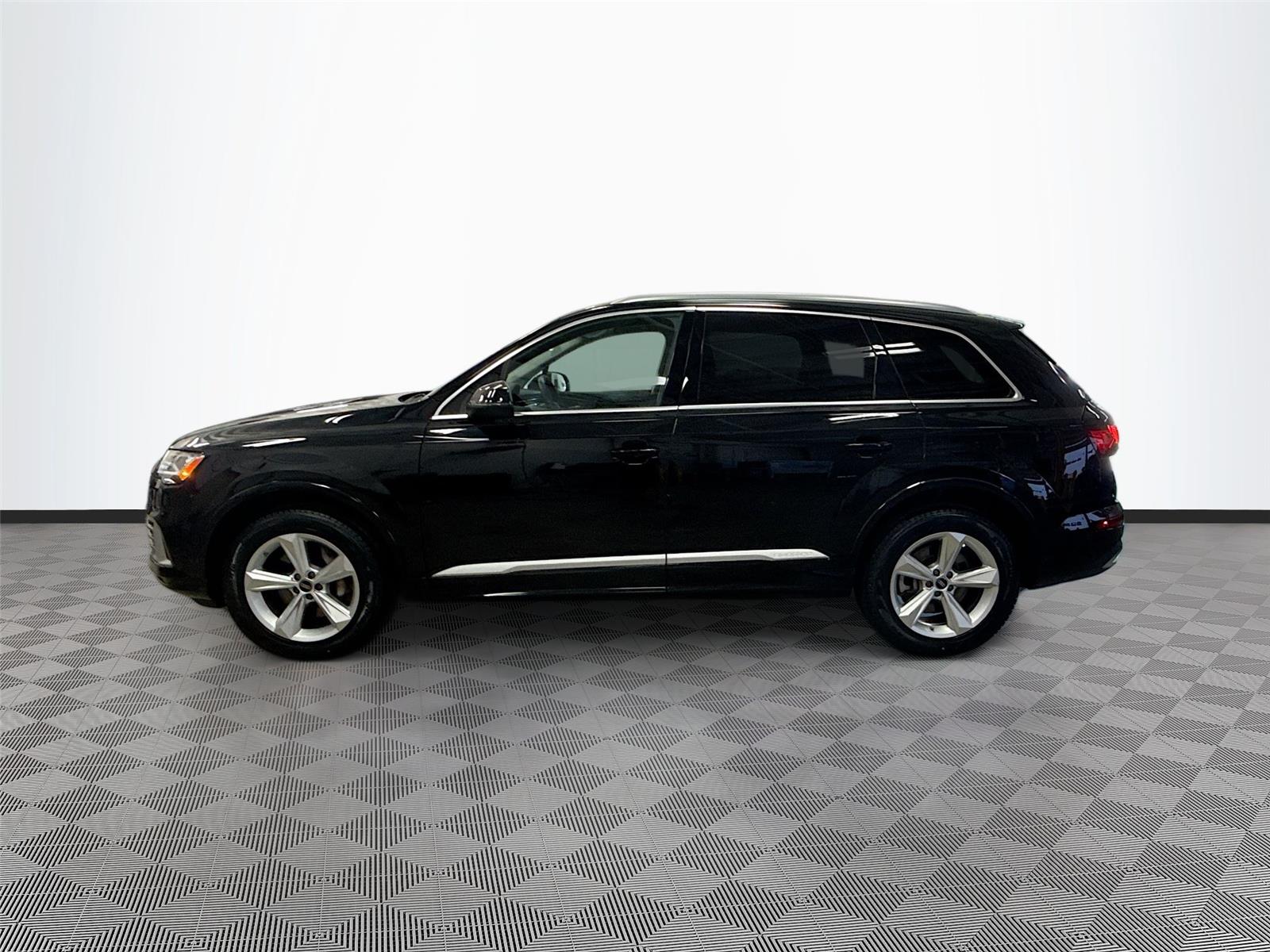 2022 Audi Q7 Premium Plus
