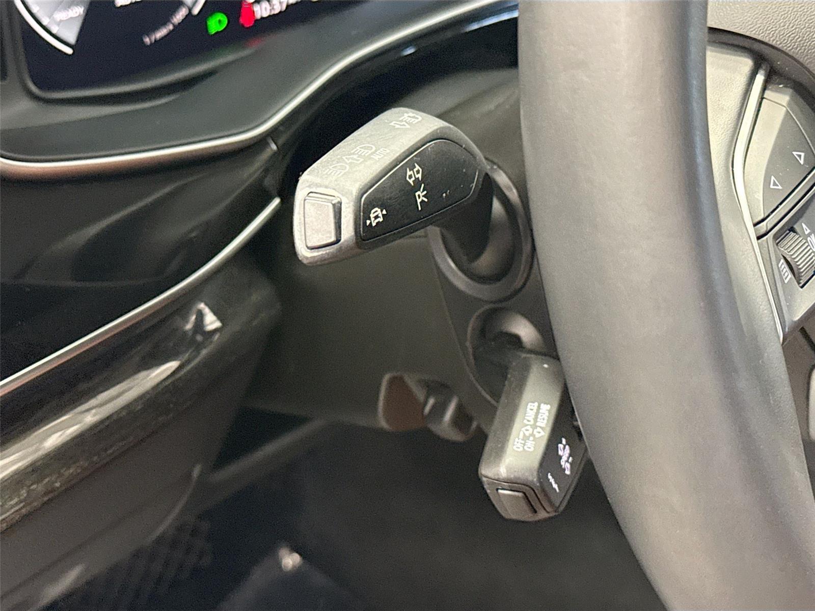 2022 Audi Q7 Premium Plus