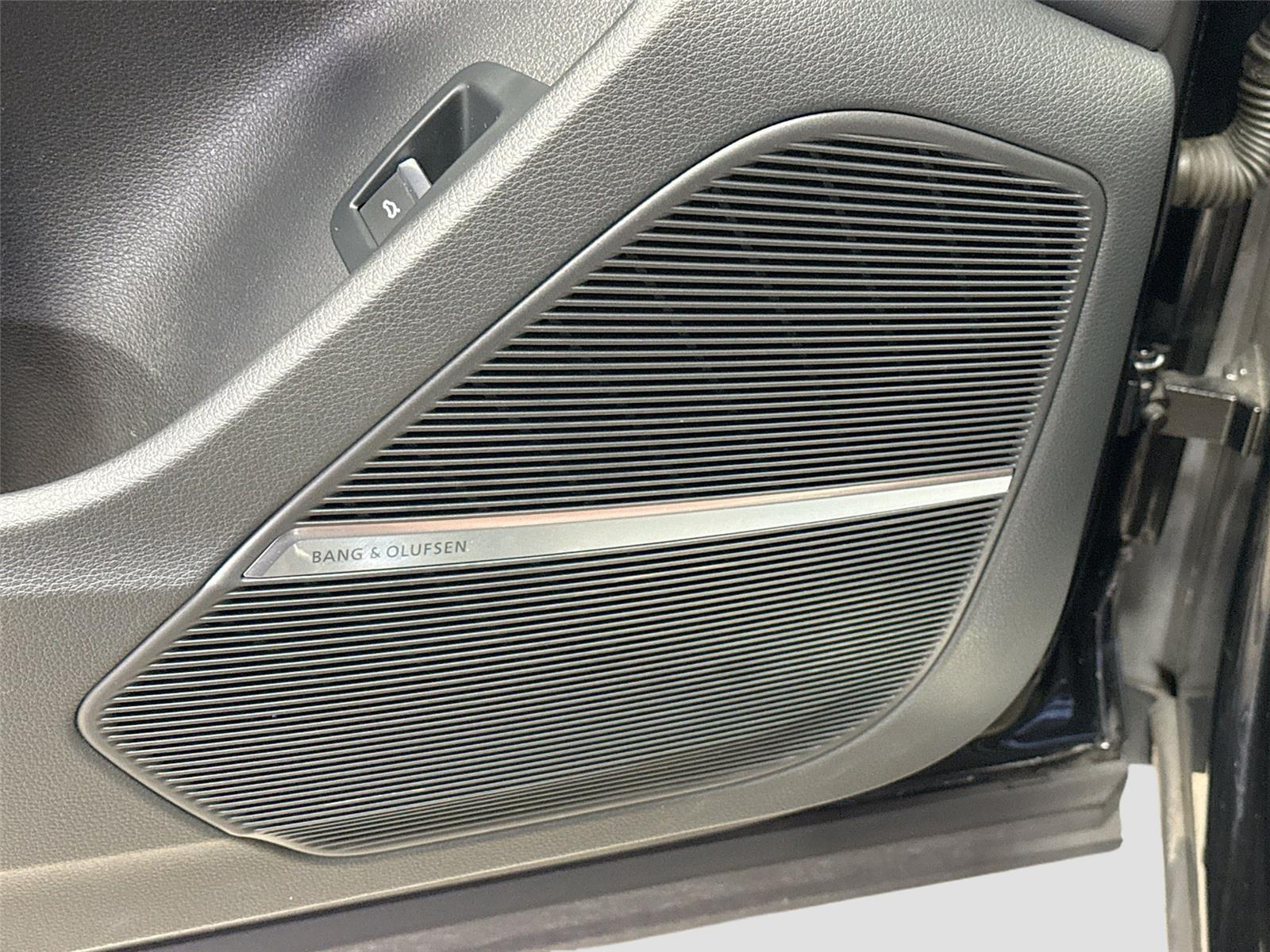 2022 Audi Q7 Premium Plus