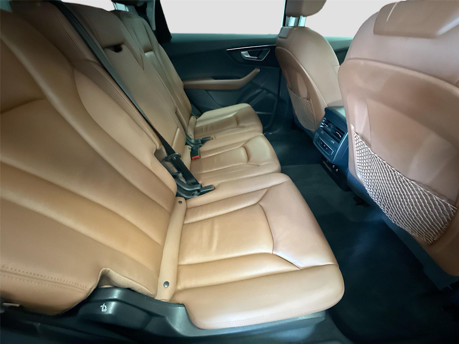 2022 Audi Q7 Premium Plus