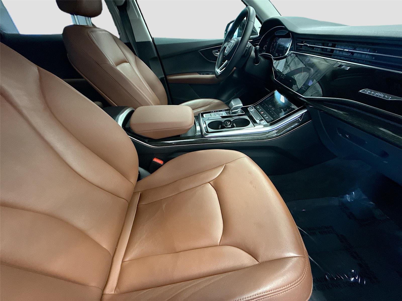2022 Audi Q7 Premium Plus