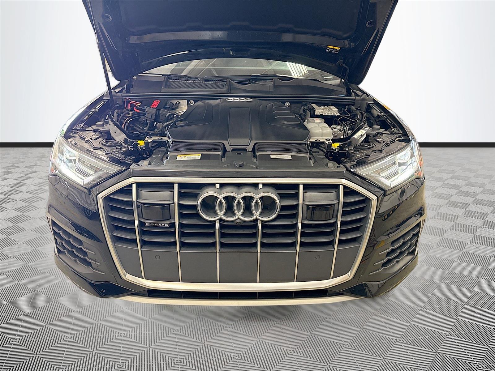 2022 Audi Q7 Premium Plus
