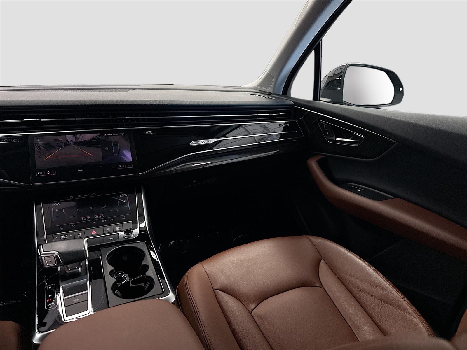 2022 Audi Q7 Premium Plus