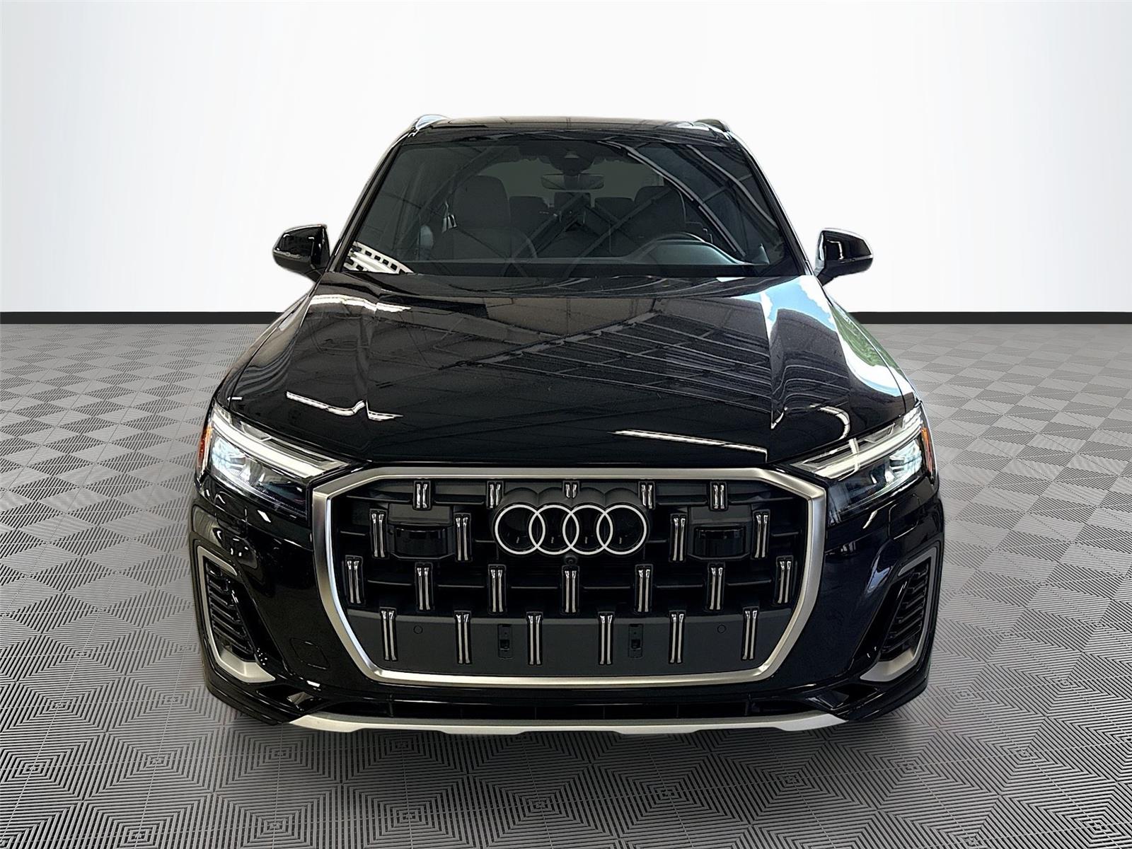 2026 Audi Q7 Premium Plus