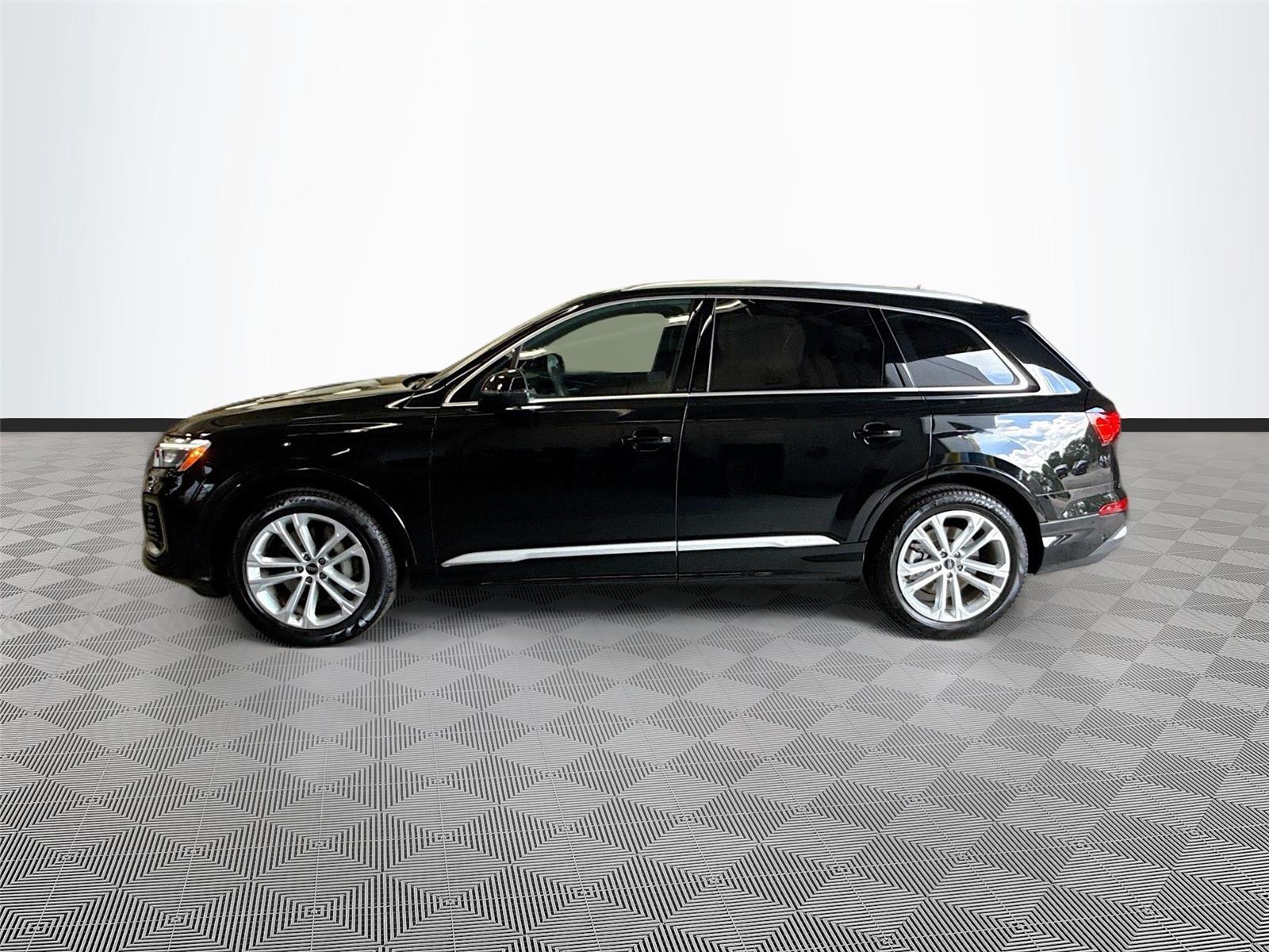2026 Audi Q7 Premium Plus