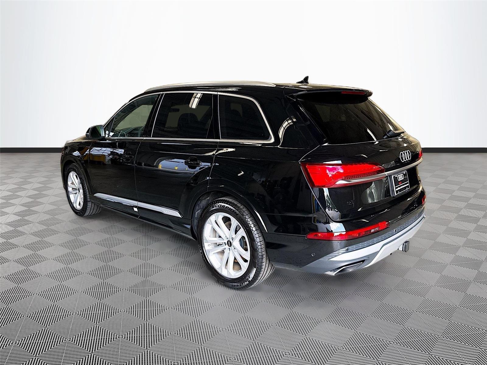 2026 Audi Q7 Premium Plus